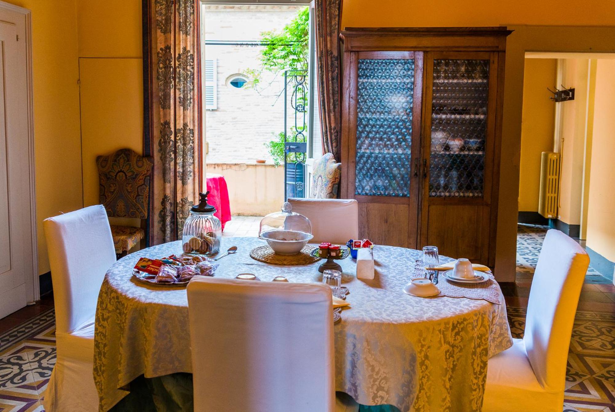 Palazzo Romani Adami