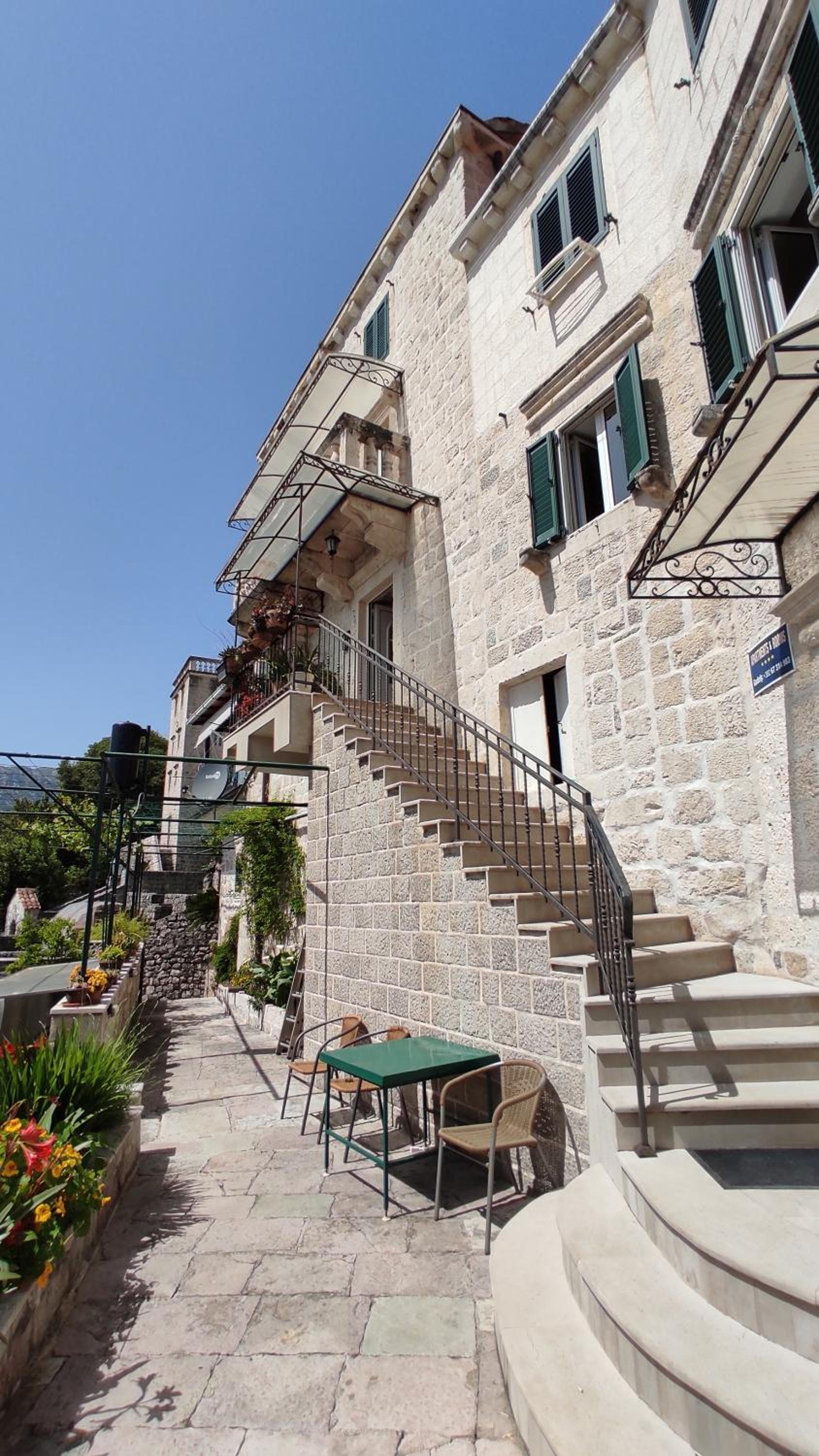 Gudelj Apartments