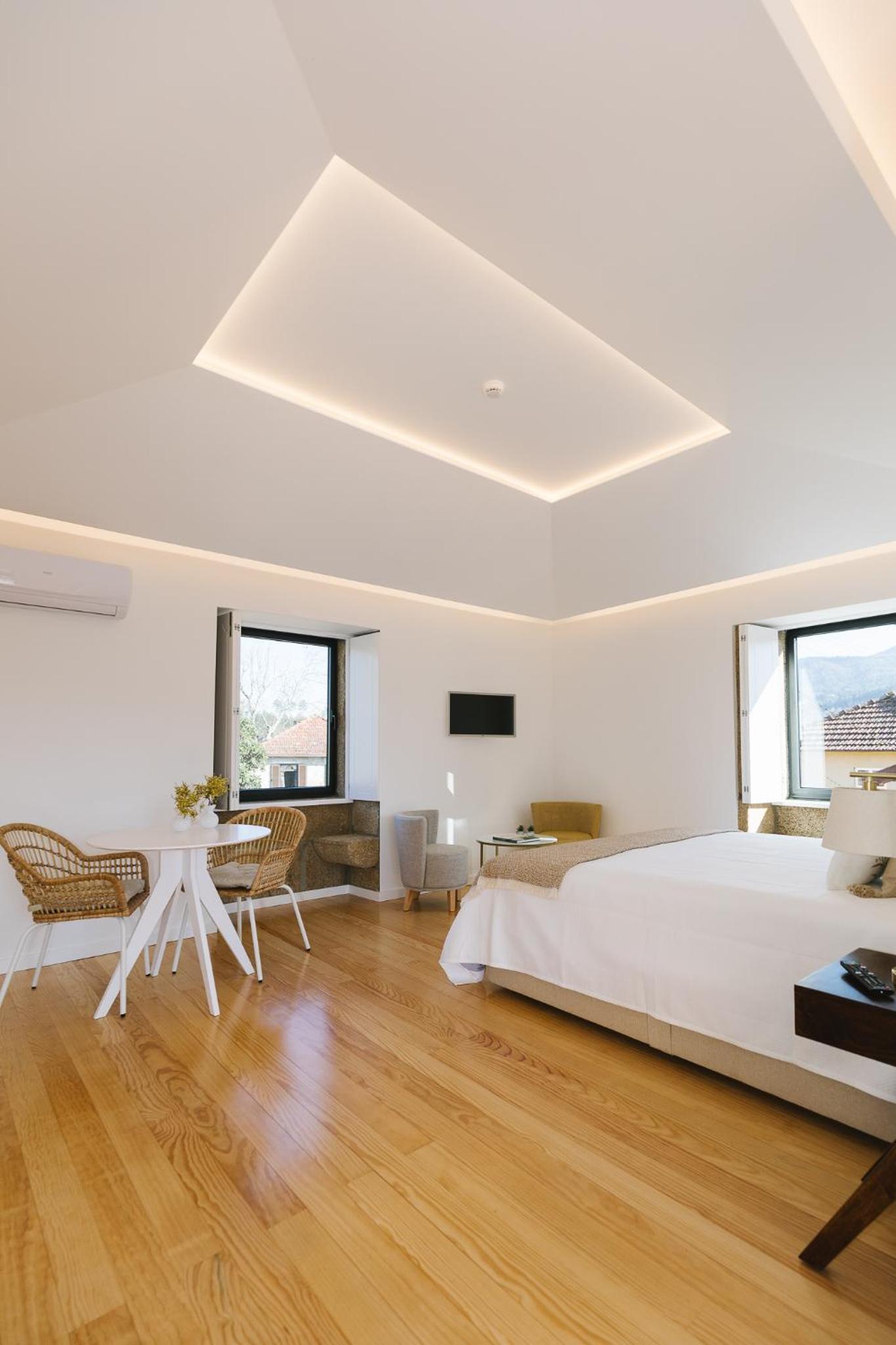 Casa Vieira Lobo view 5