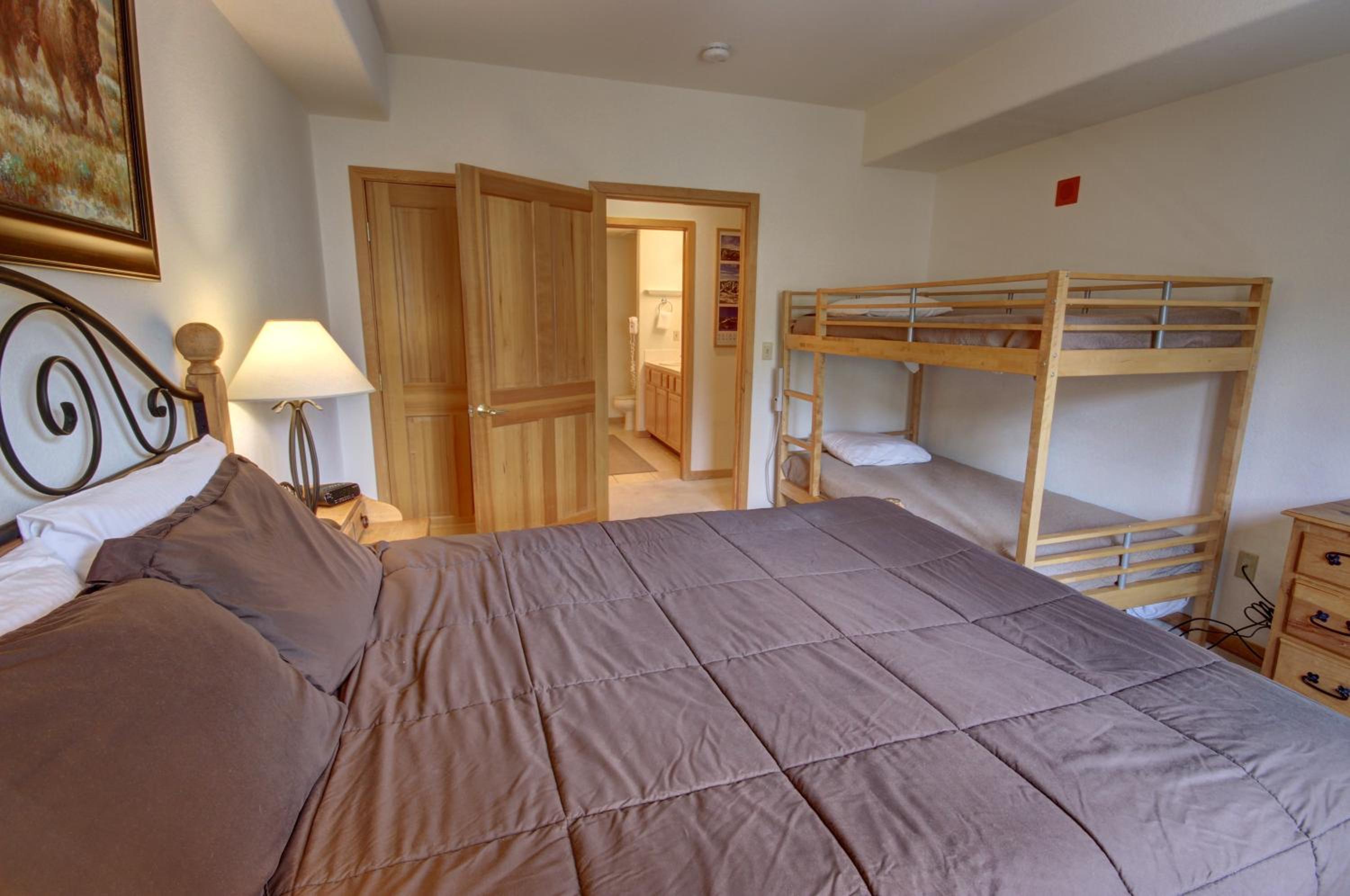 Gateway Lodge 5030 by SummitCove Lodging