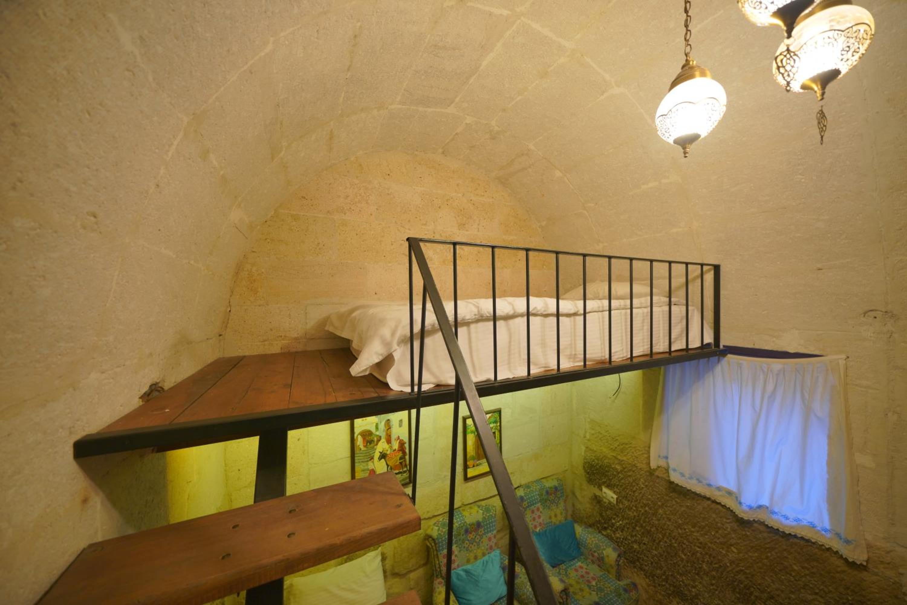 Salkım Cave House - Image 17