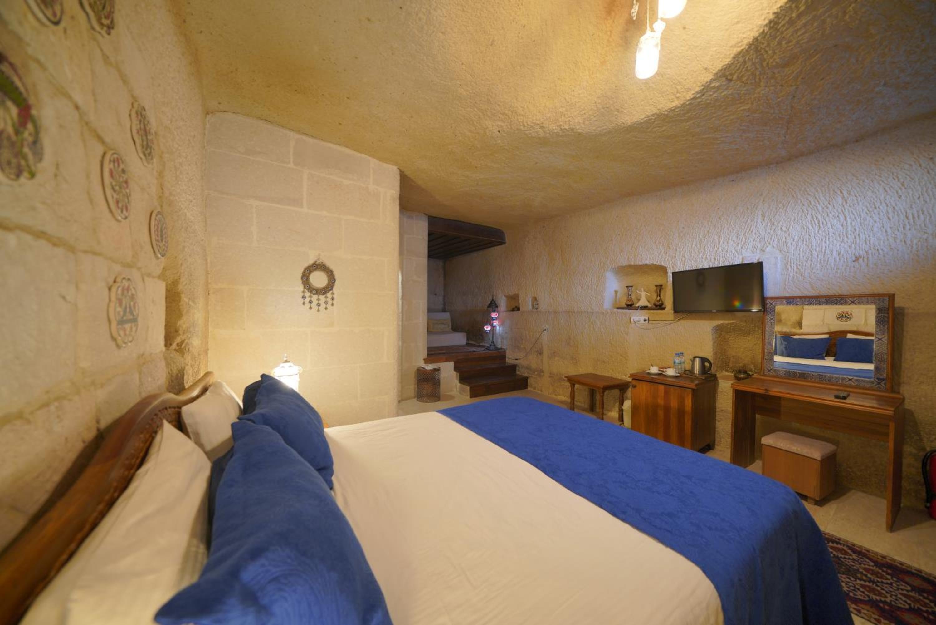 Salkım Cave House - Image 35