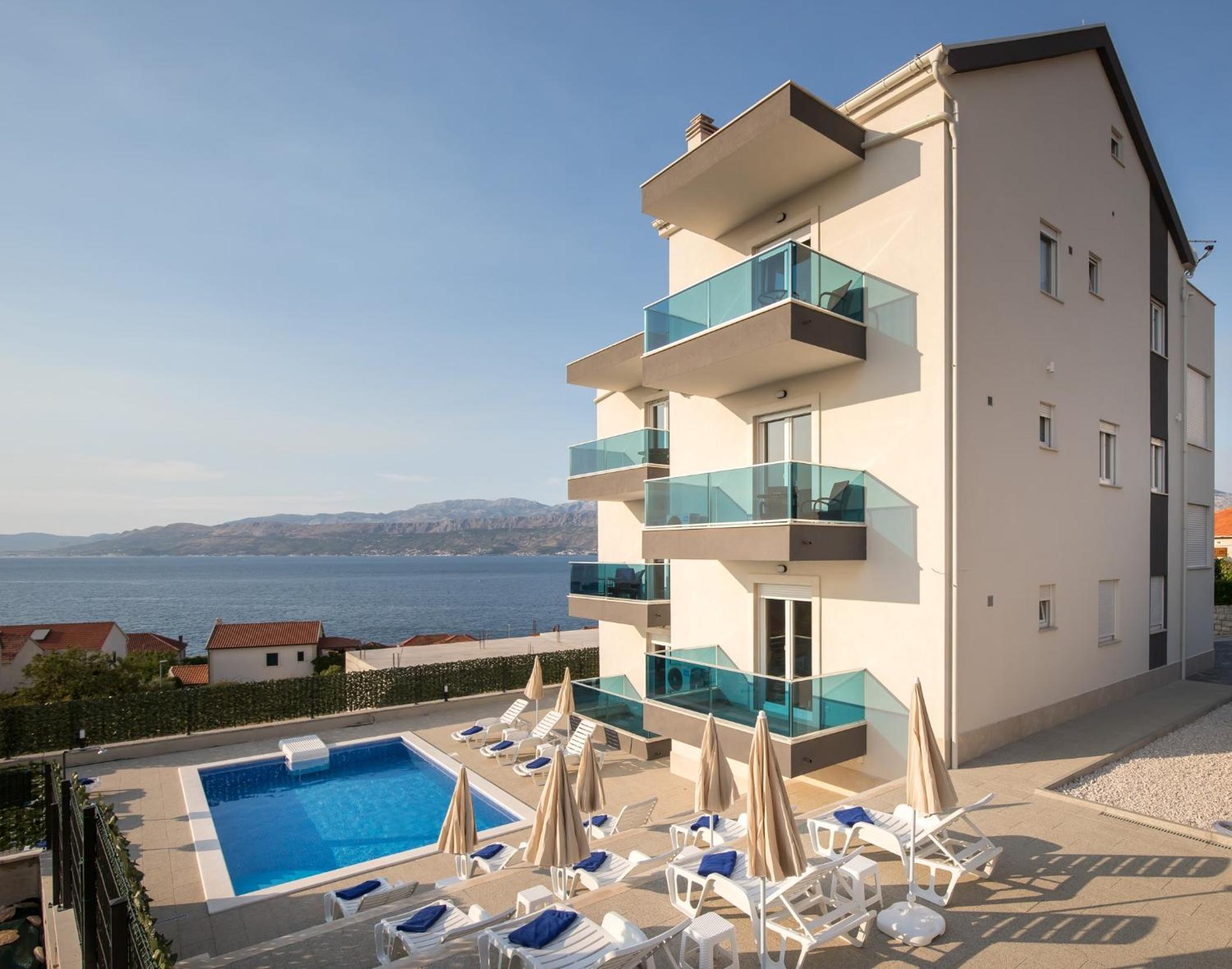 Apartments BlueView en Postira — recepcion & lobby