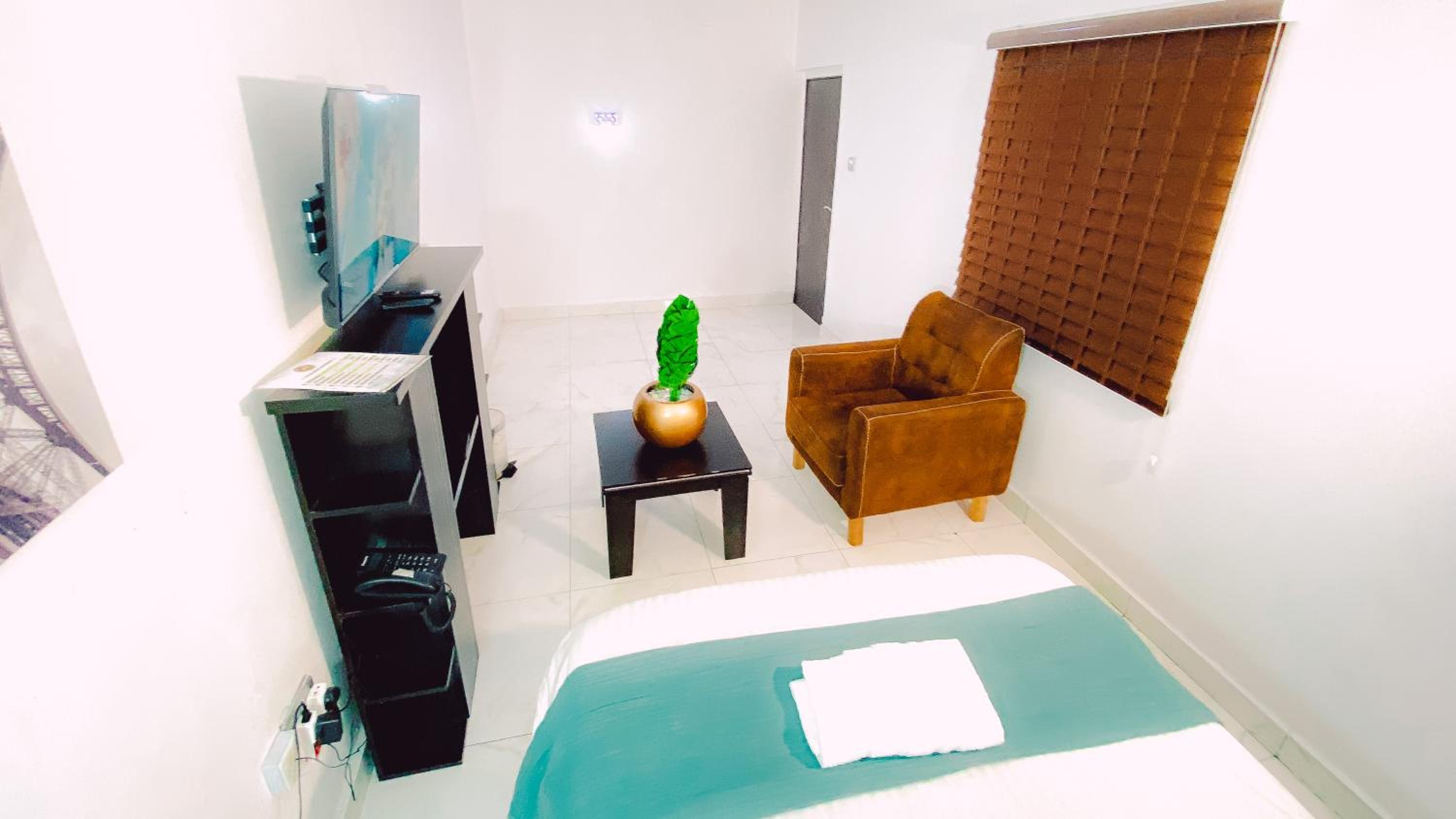 Royal Court Lounge & Boutique Hotel view 4