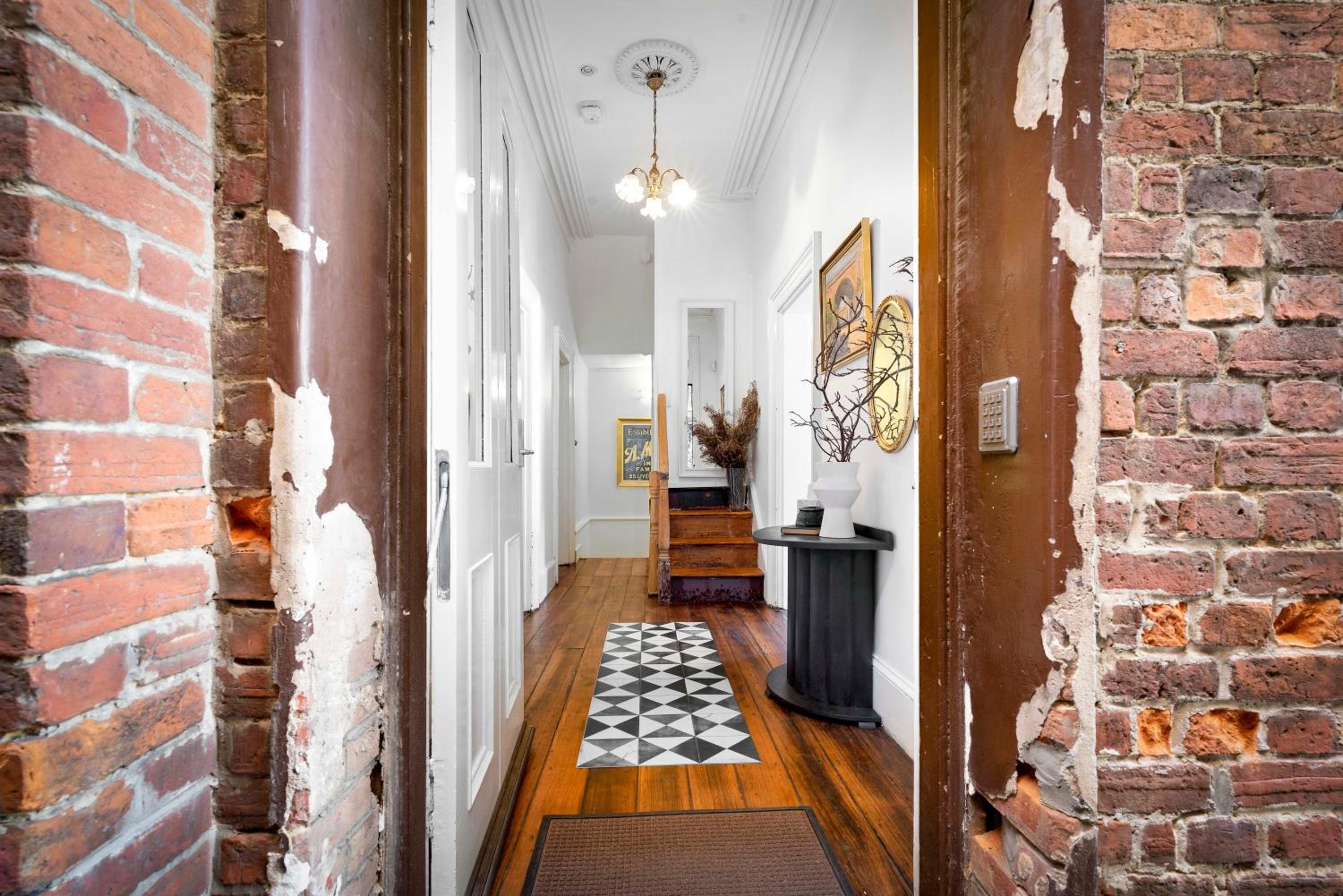 55 Davey Townhouse 1, Salamanca on your doorstep