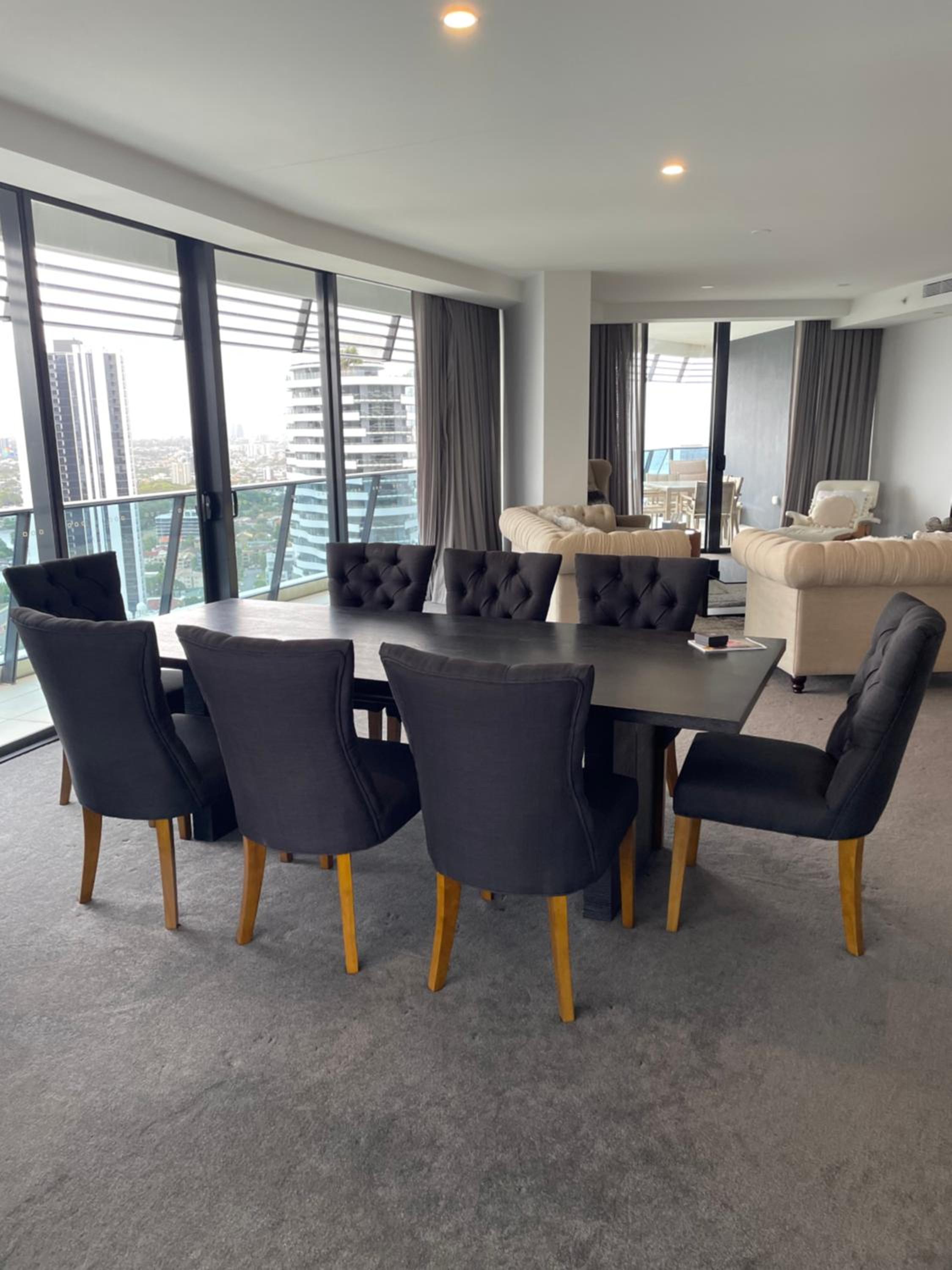 4 Bedroom Huge Sub Penthouse Oracle Level 31 Magnif VIEWS 260m2 Family Skyhome Sleeps 8 Adults and 2 Children, Sofa Bed Portacot, High Chair Central to Eve