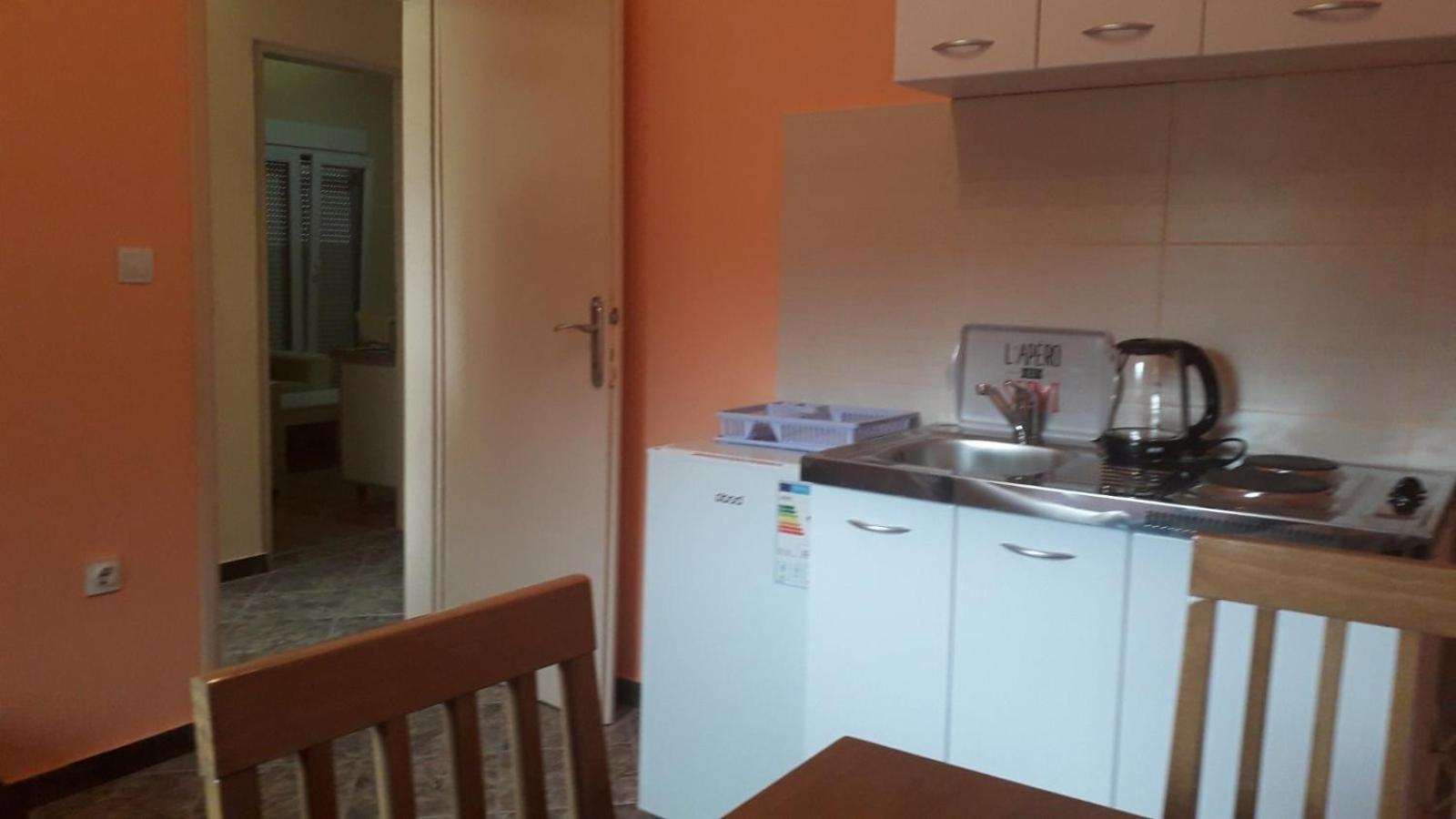 Photo 48