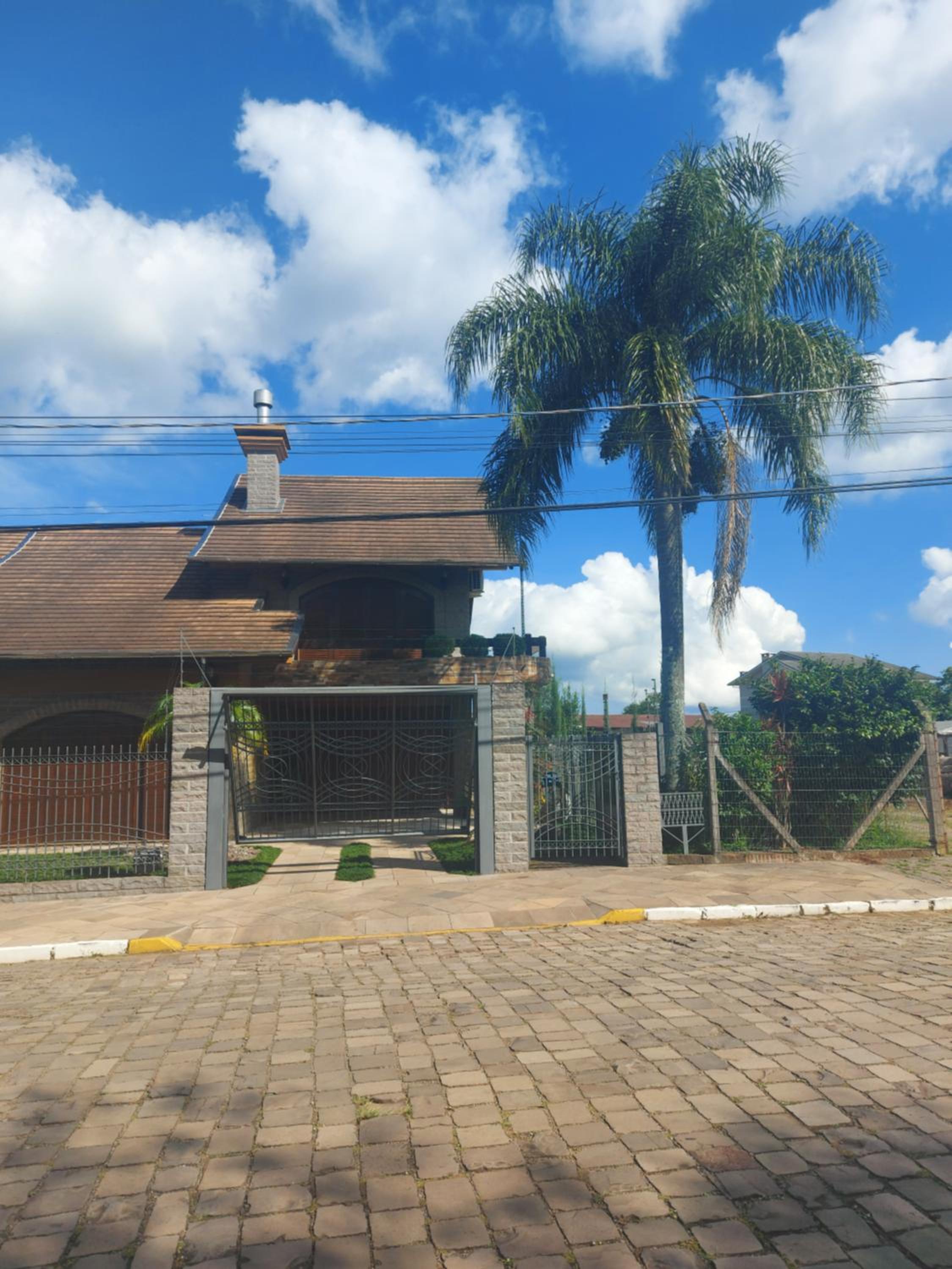 Casa de Pedra-Vale dos Vinhedos -RS view 4