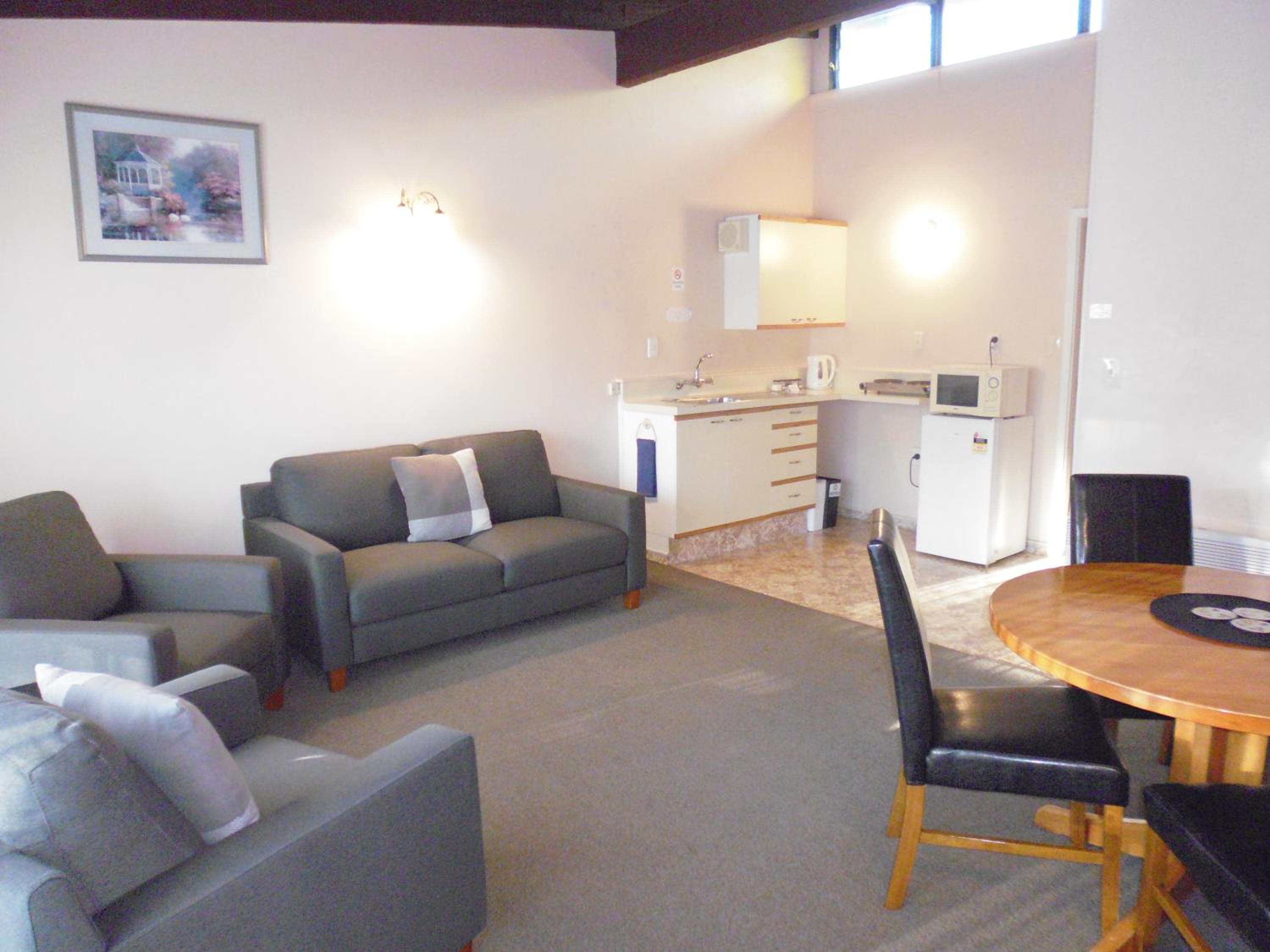Spa Lodge Motel