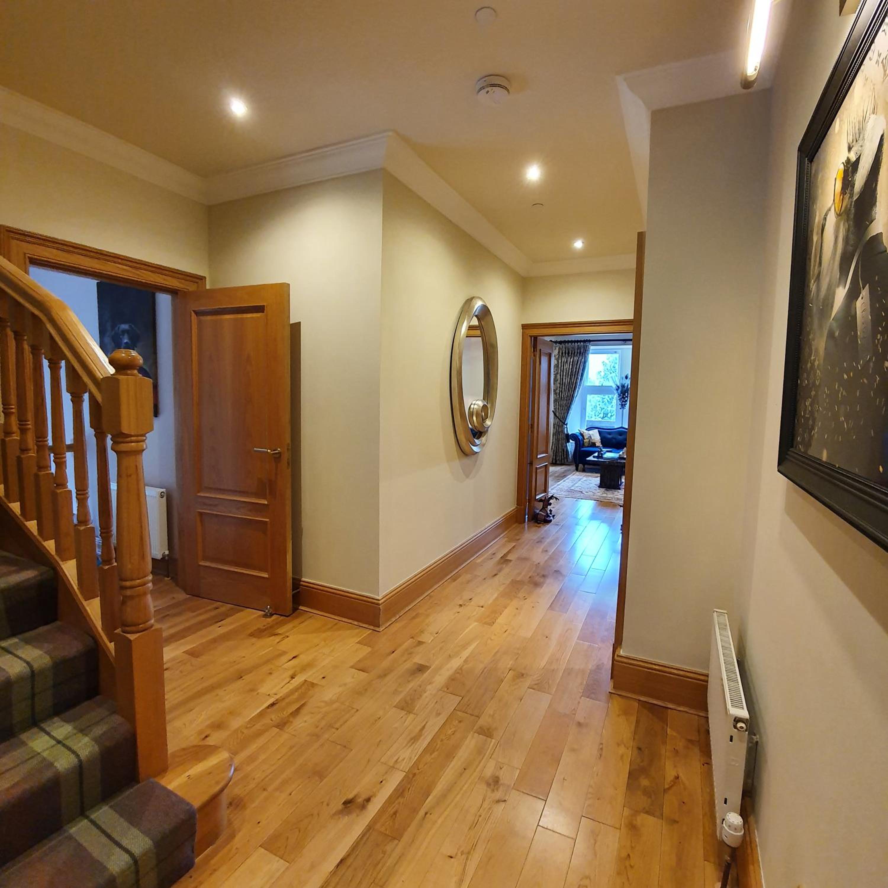 DOLLARBEG CASTLE - The Tower - Luxury Apartment view 4