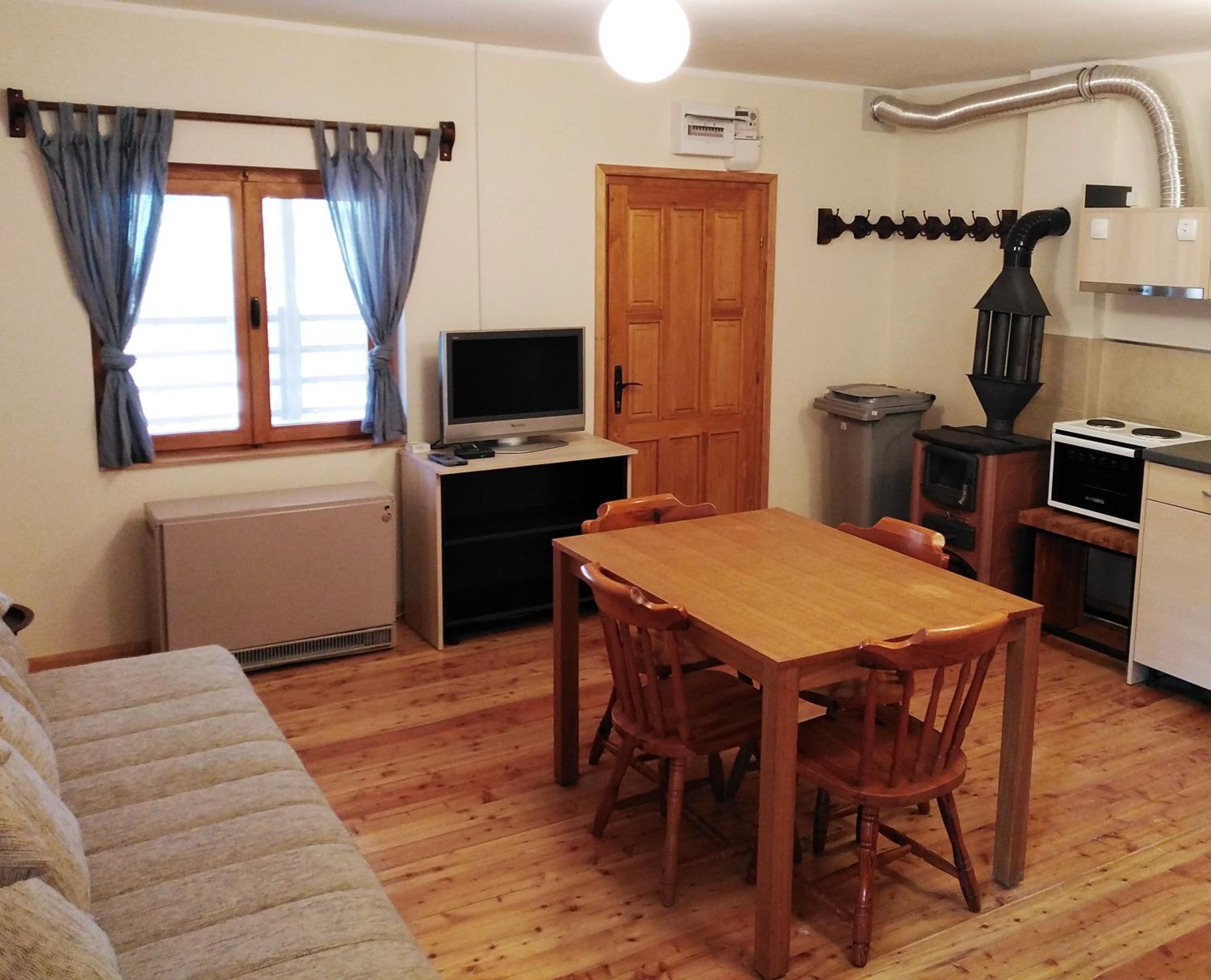 KM Apartman Tornik Zlatibor view 3