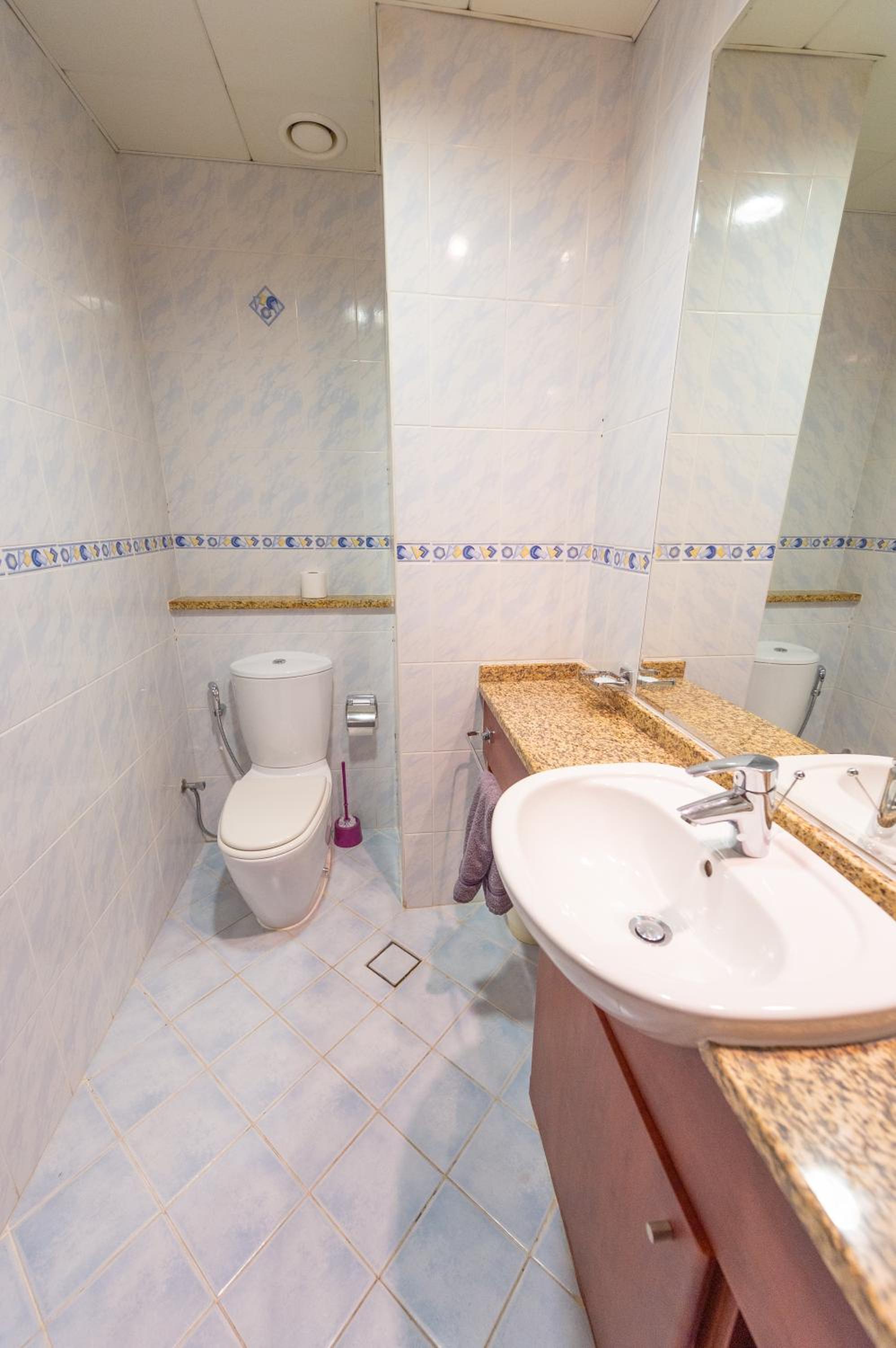 Elegant and spacious 1bed with 2 balconies in JLT - LAKV