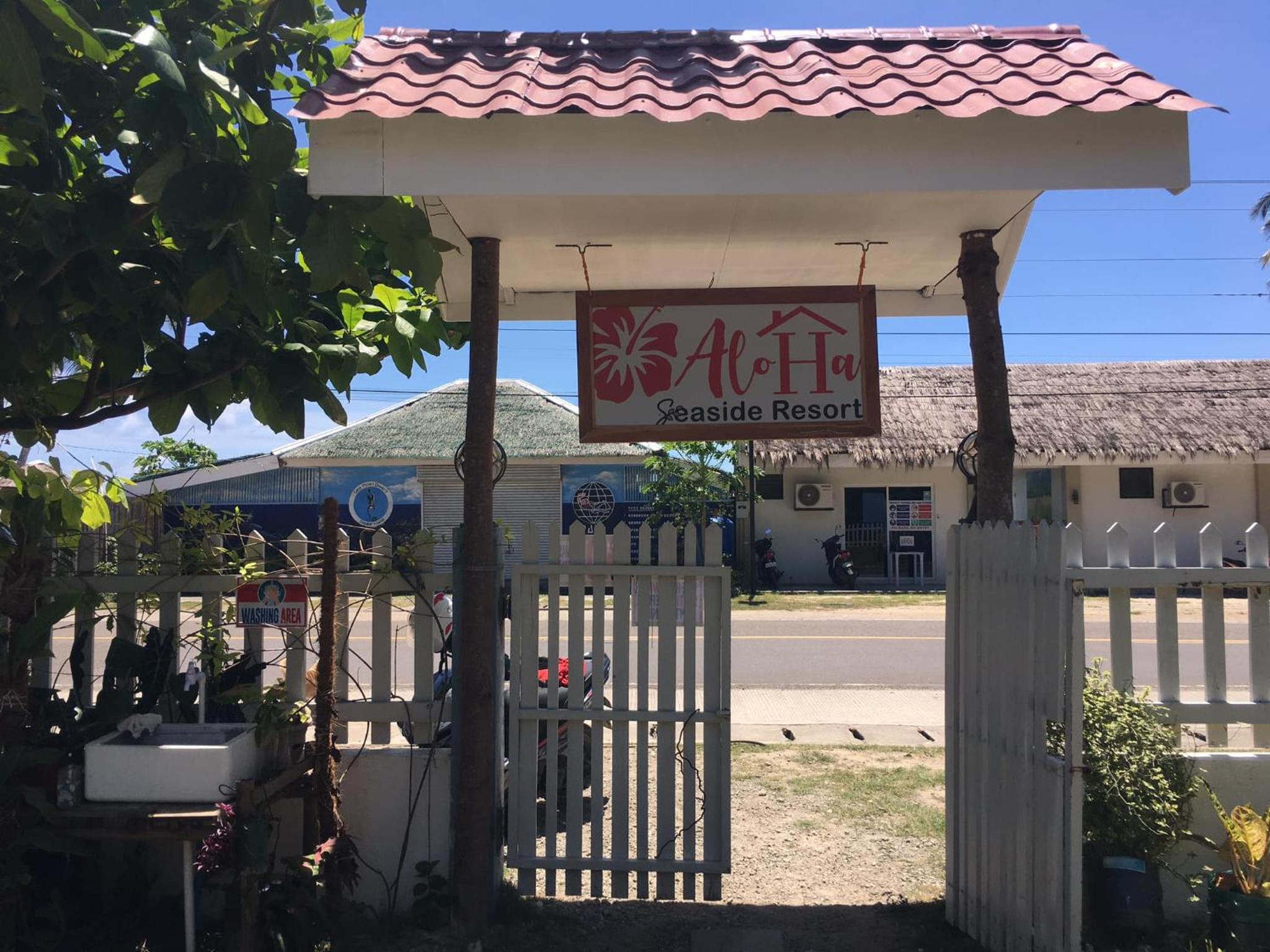 Aloha Seaside Resort