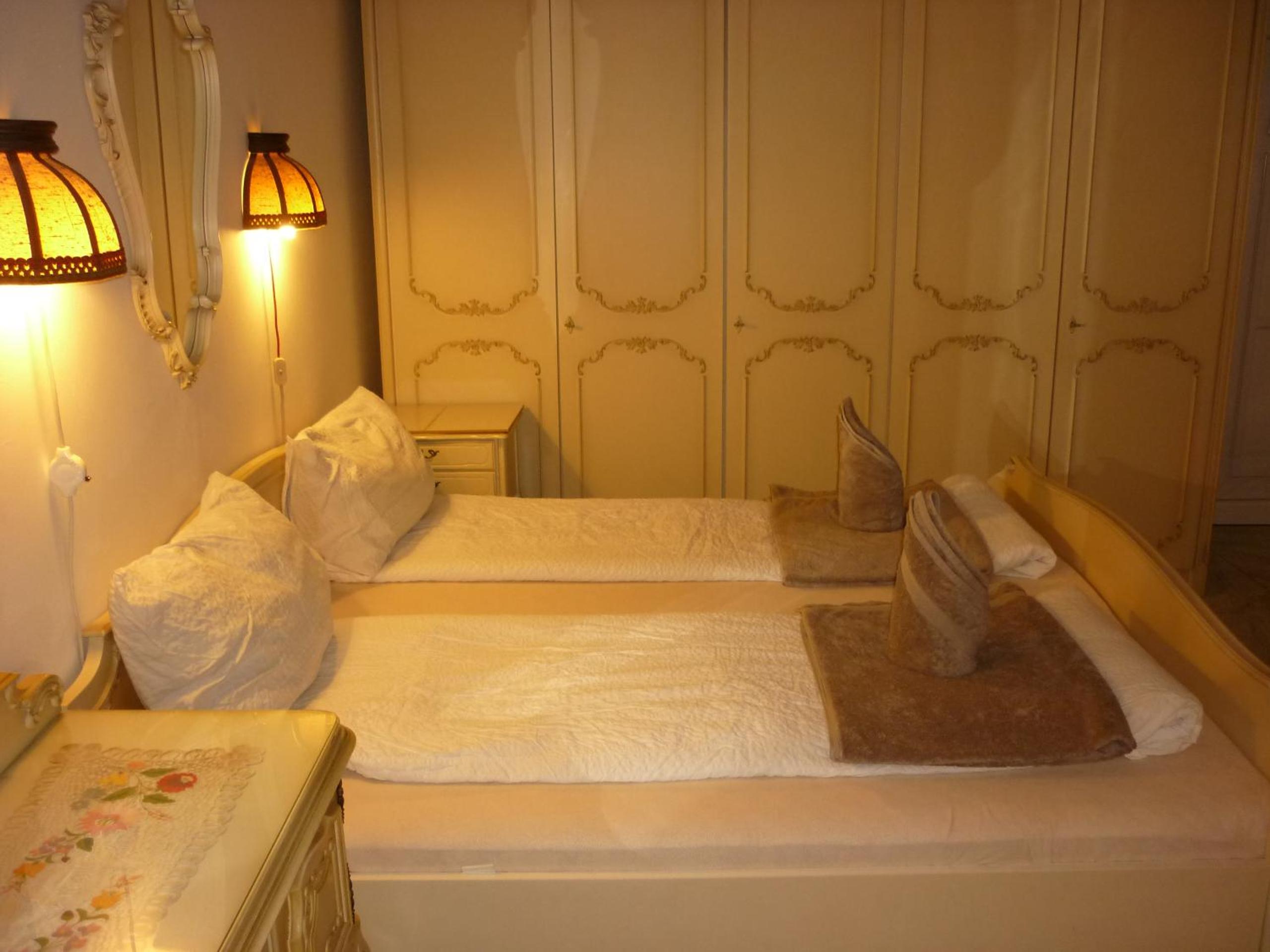 R1 Rolléder Apartman-ház view 5
