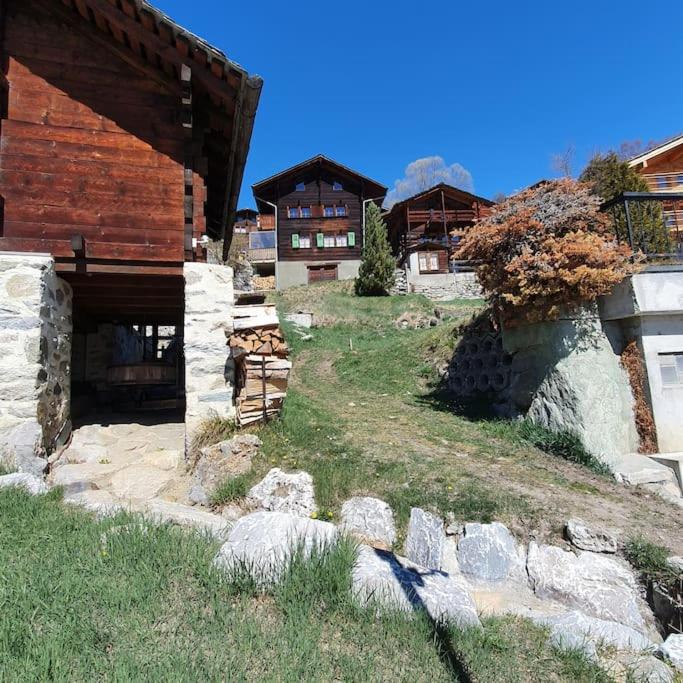 Gîte de Mase sur la rive droite du Val d'Hérens view 3