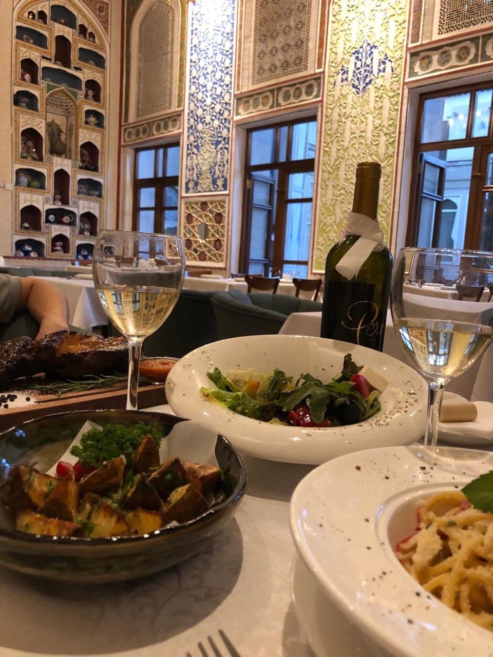 restaurant