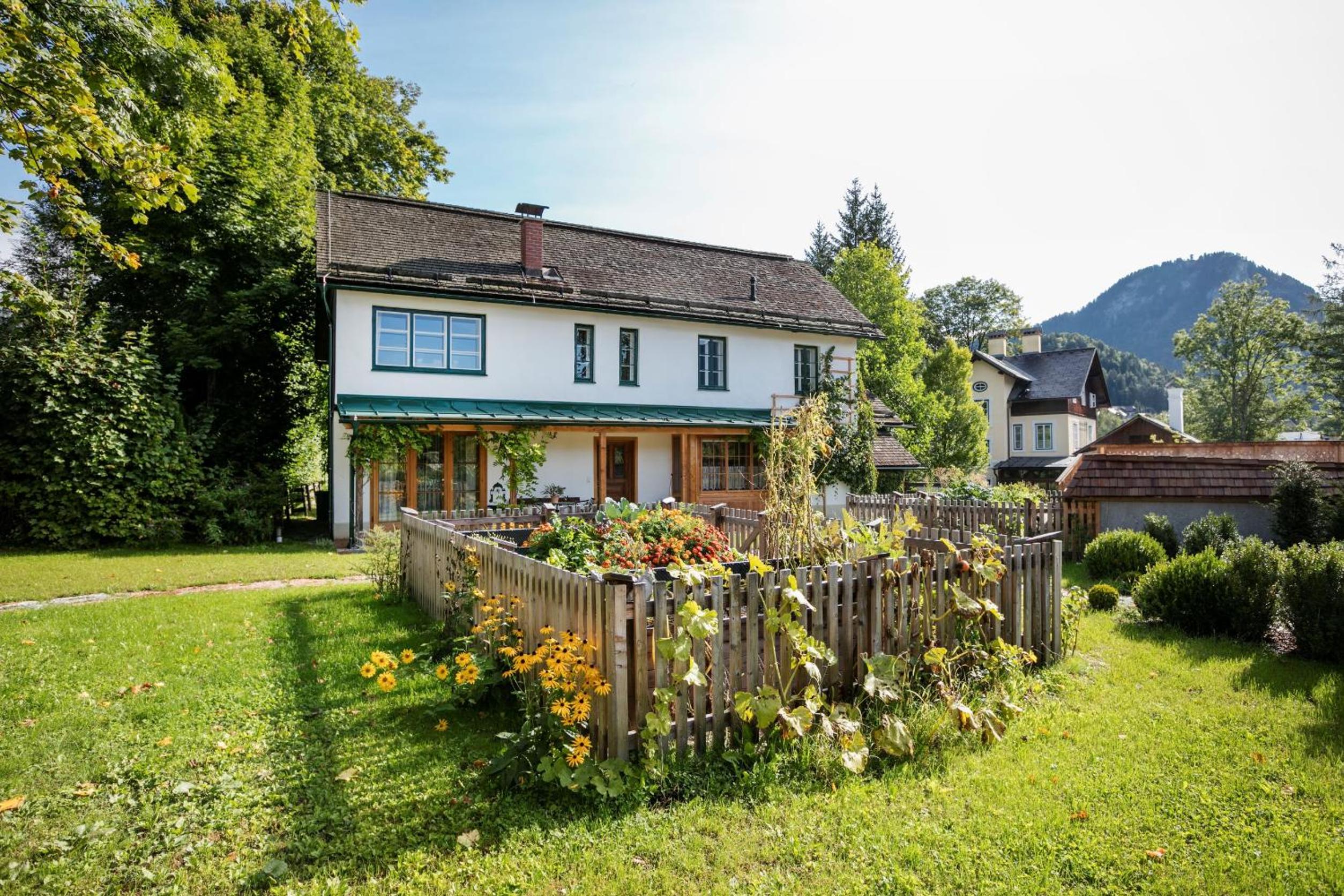 Garden Cottage Villa Lichtenstein - Your Austrian Home