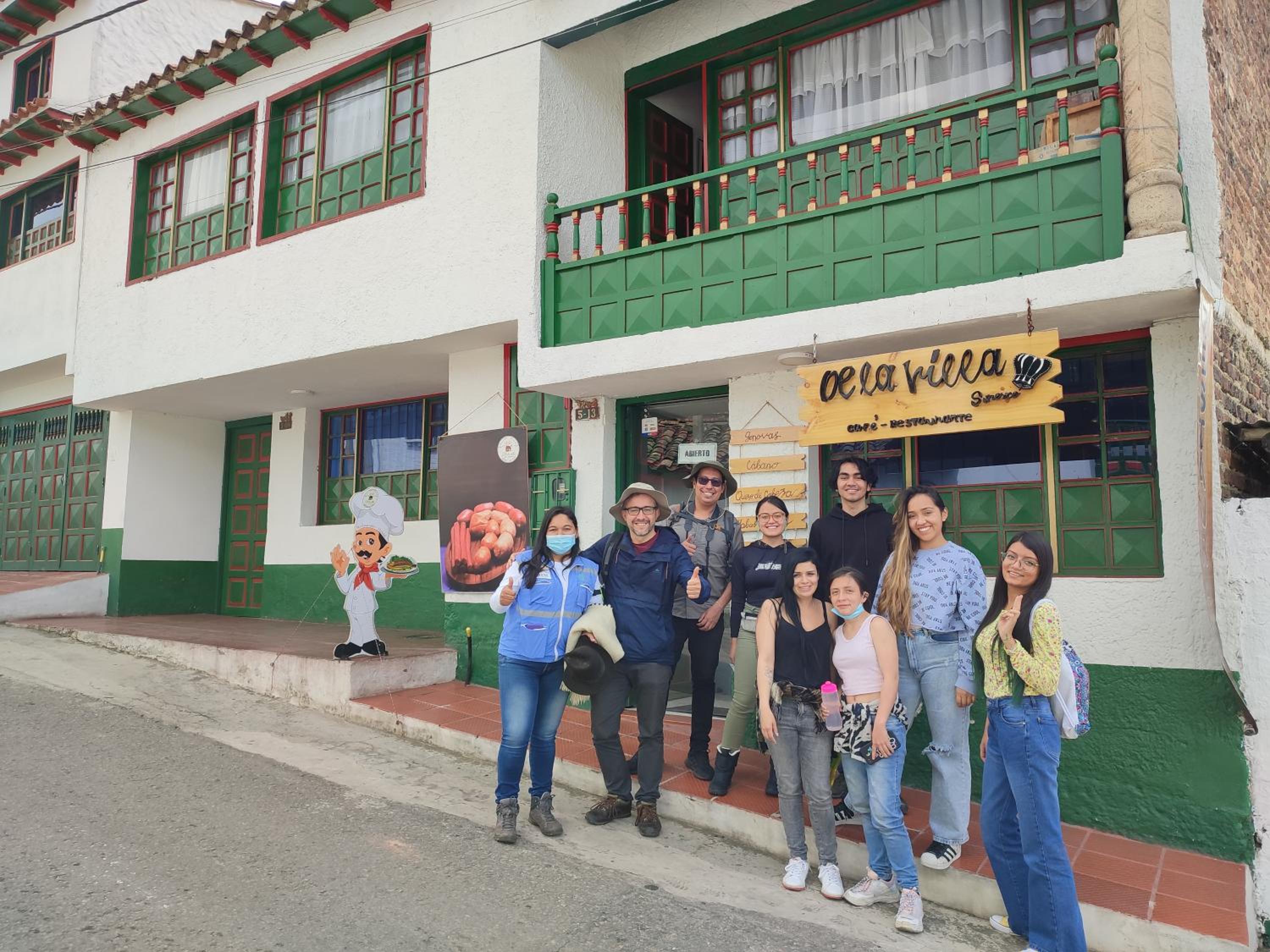 Restaurante y Hostal: De La Villa Pa Sumercé