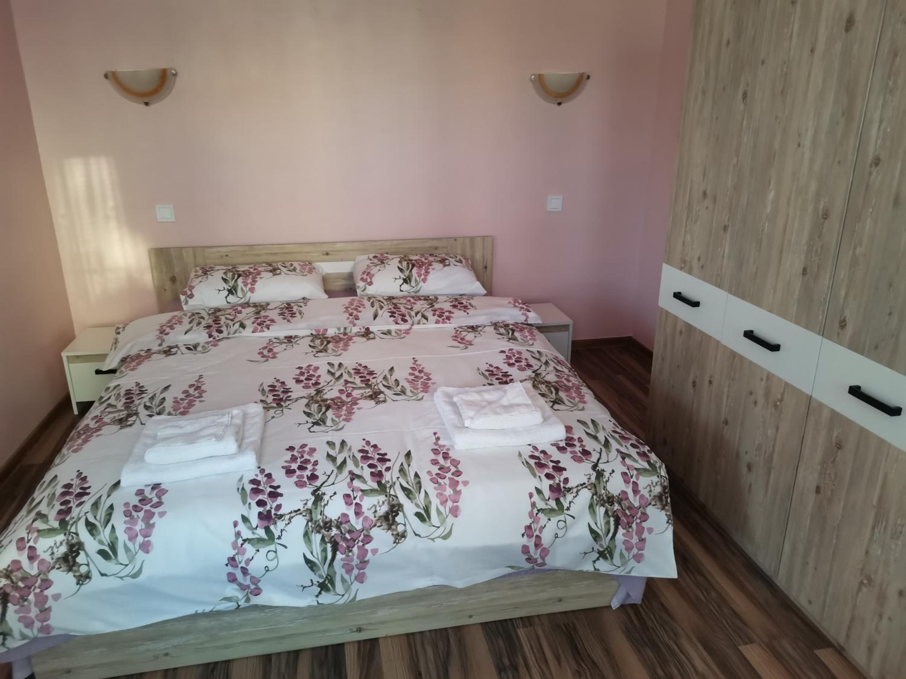 Guest Room Descreet