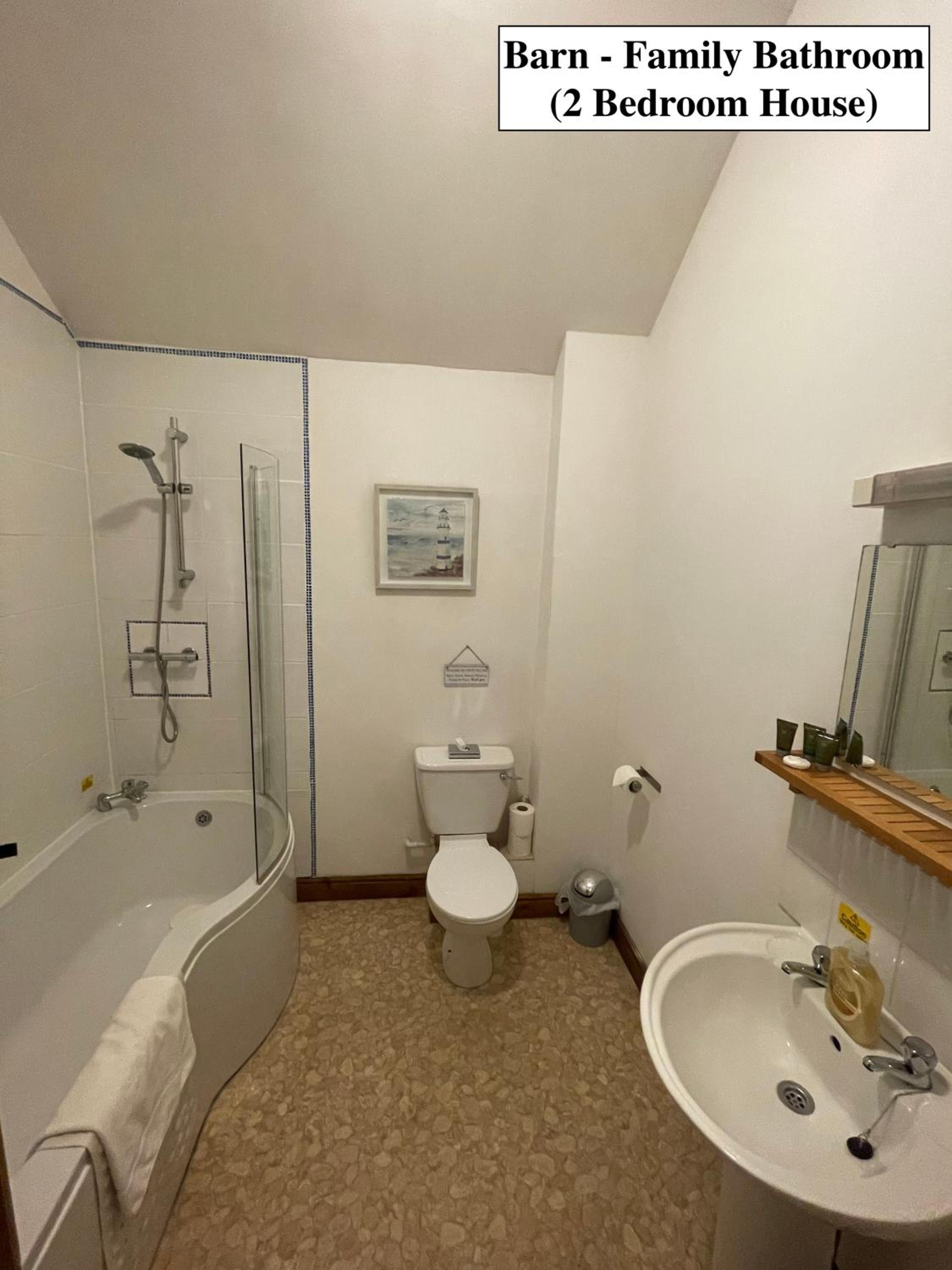Chestnut Farm Holiday Cottages, photo 16