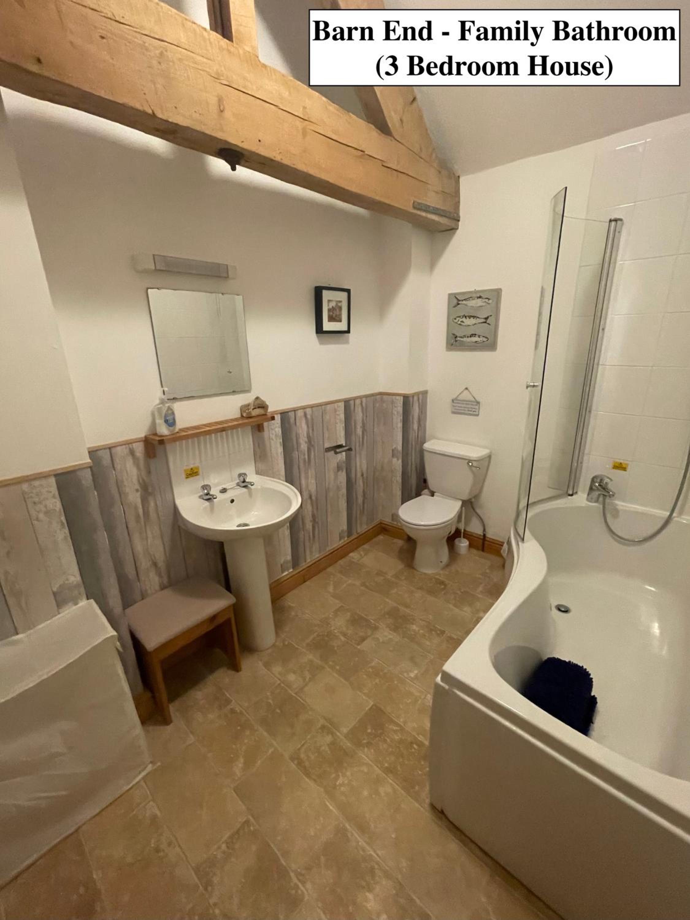 Chestnut Farm Holiday Cottages, photo 28