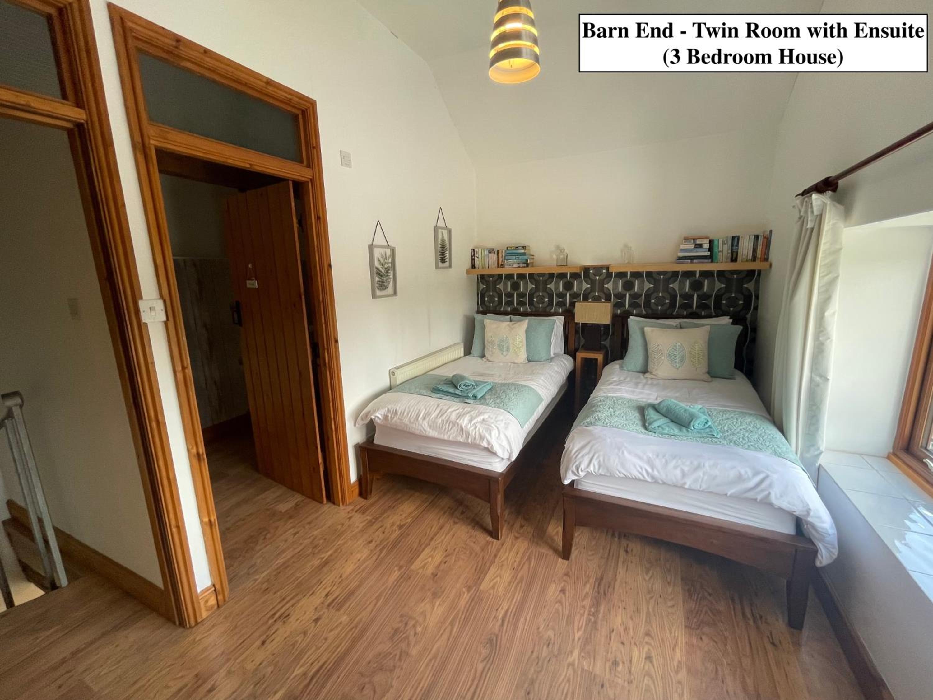 Chestnut Farm Holiday Cottages, photo 9