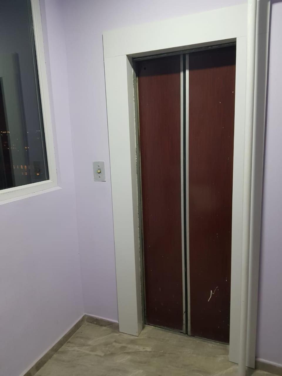 Luxury Apartment-3 in the Center of Yerevan, Safaryans Family