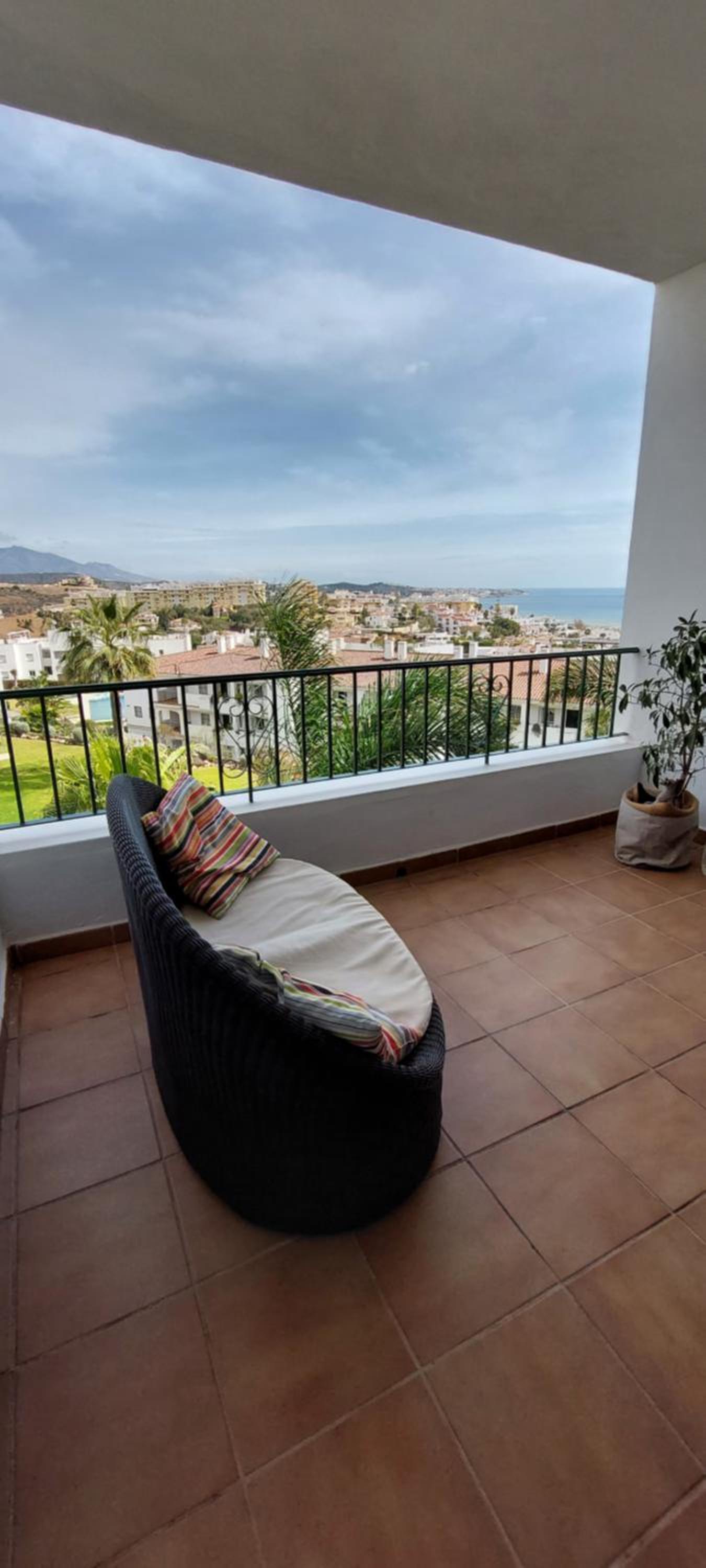 Beautiful Apartment Sea&Mountains Views