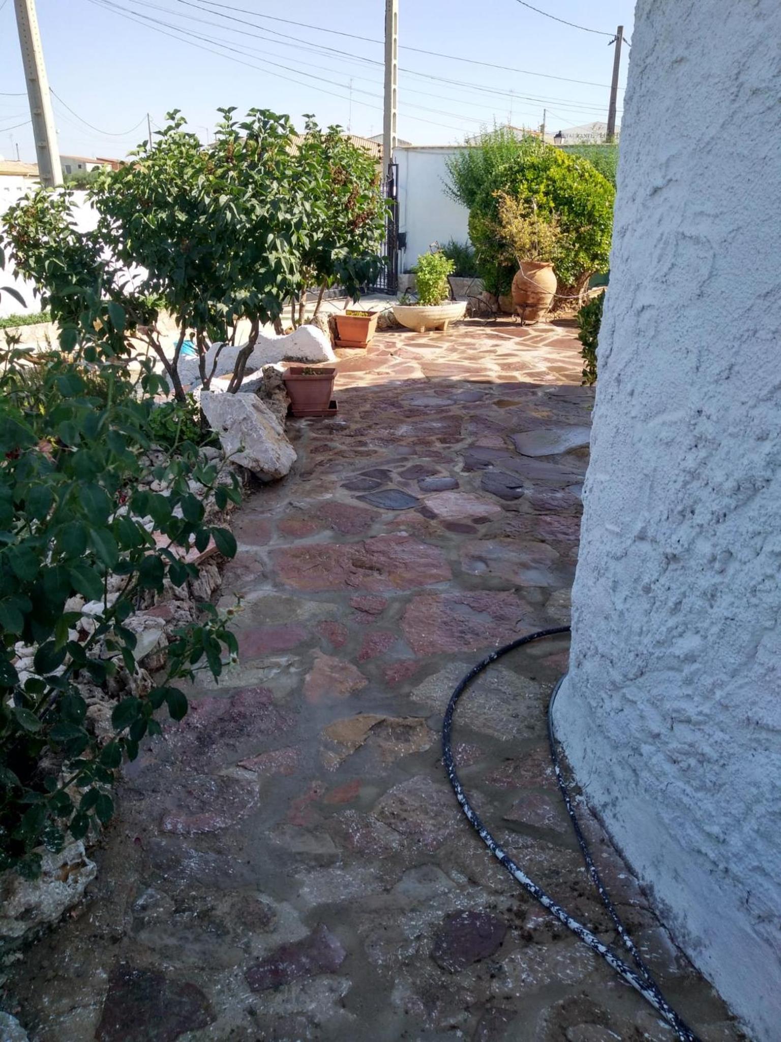 Photo 32