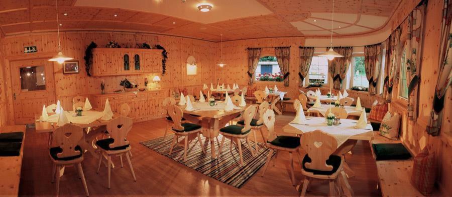 Mountainview Lodge - Chalet im Zillertal direkt am 5 Sterne Campingplatz Aufenfeld mit Hallenbad und Sauna