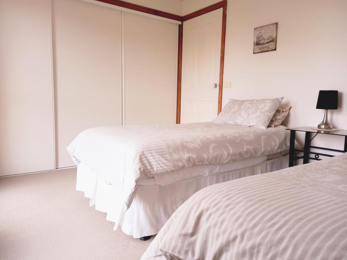 Warrnambool Vacations - Central to CBD CoSheirm Apartments On Merri - Property Image 5