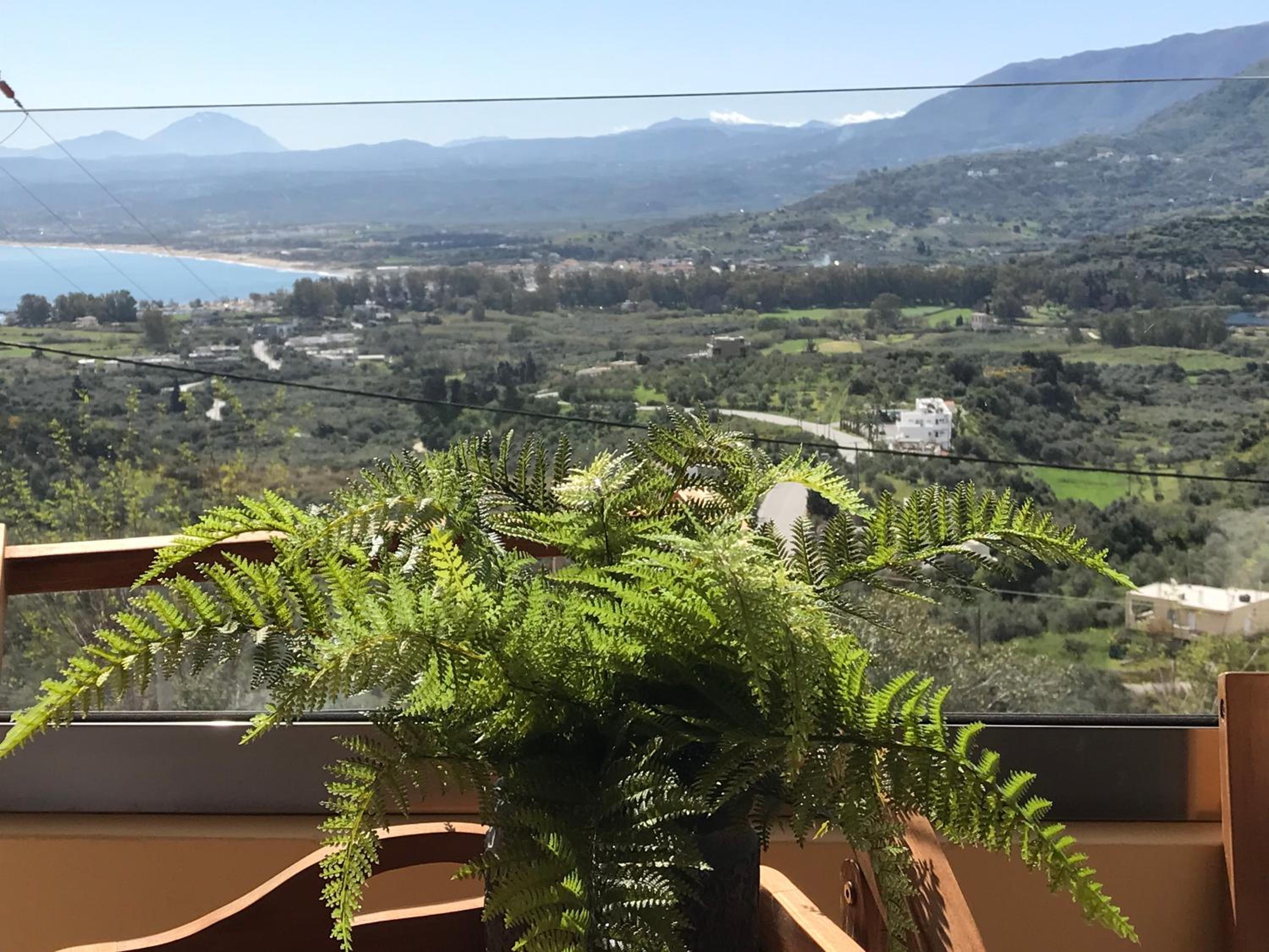 Arbutus - Relaxing apartment with Fantastic Views view 3