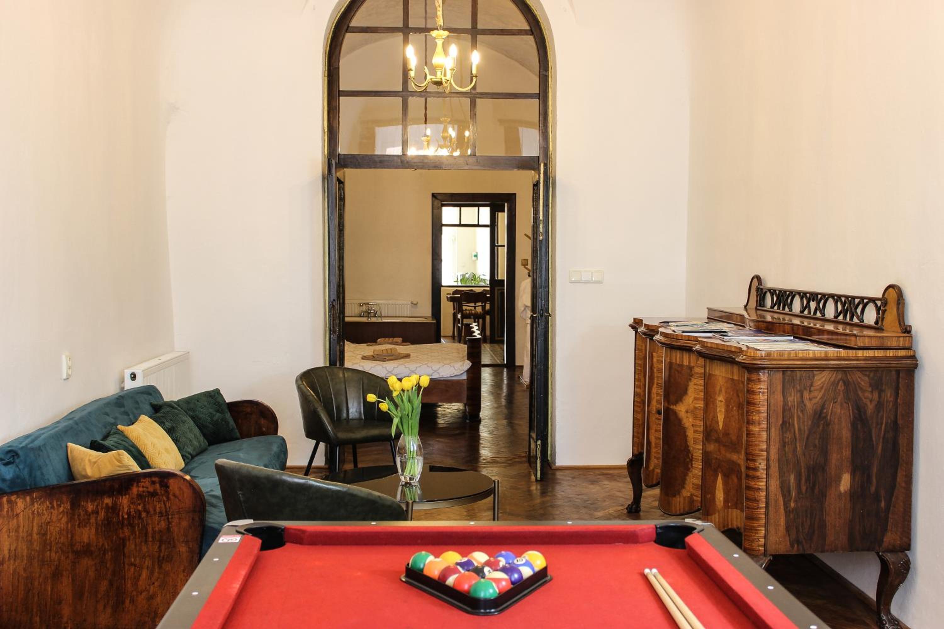 lounge
