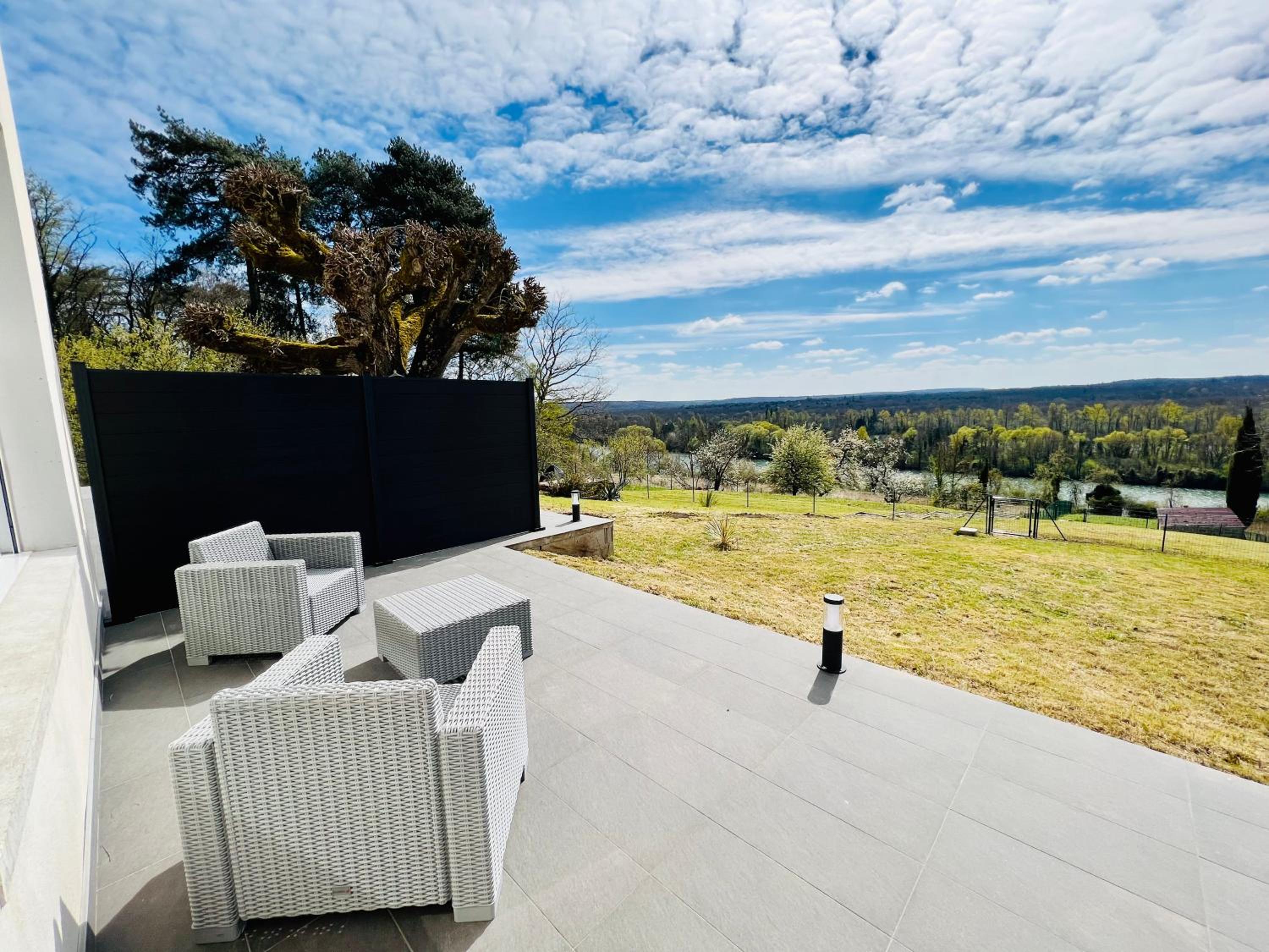 outdoor BBQ area