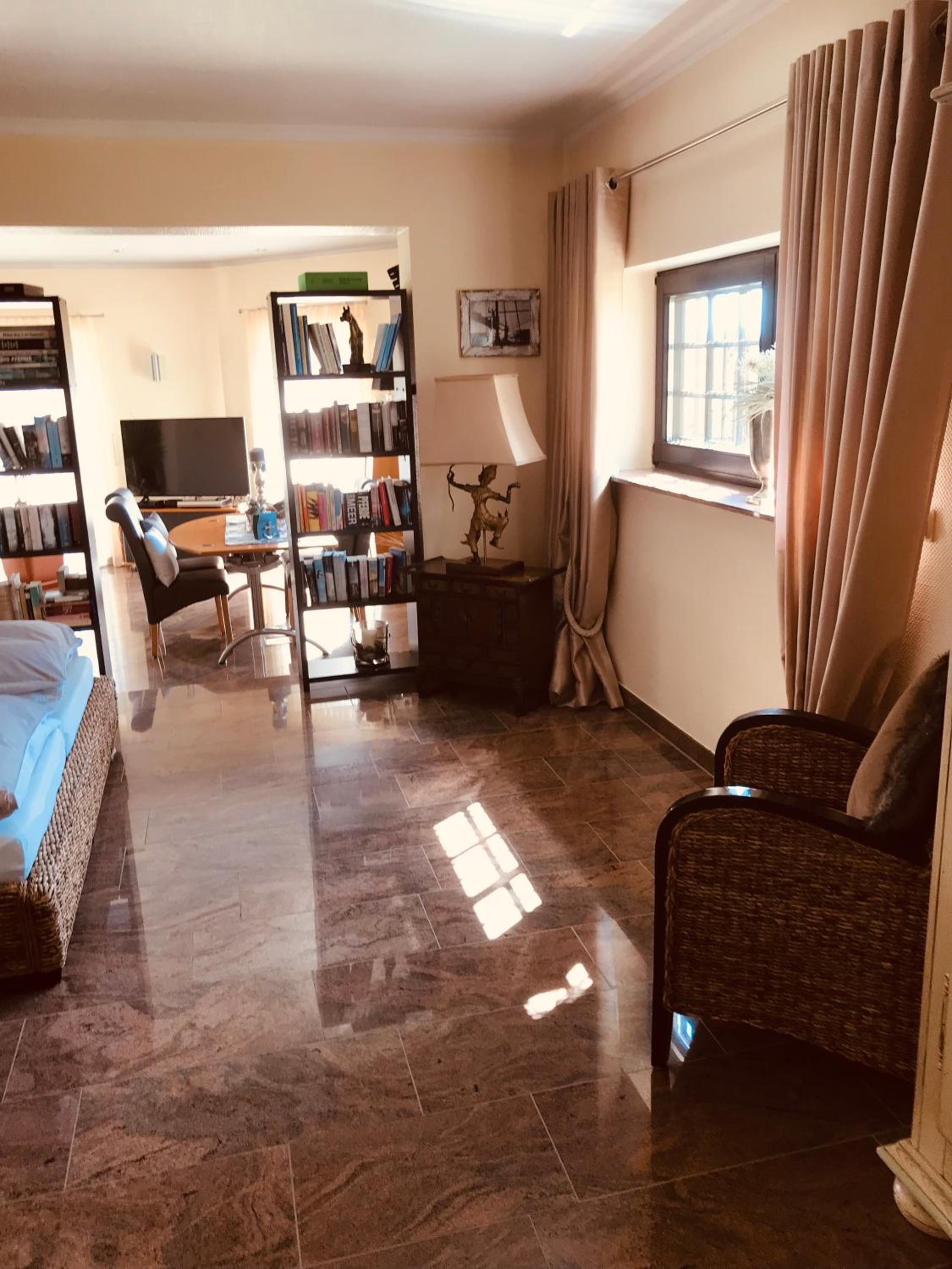 3 Zimmer Loft mit Sauna & Garten in Ortenberg