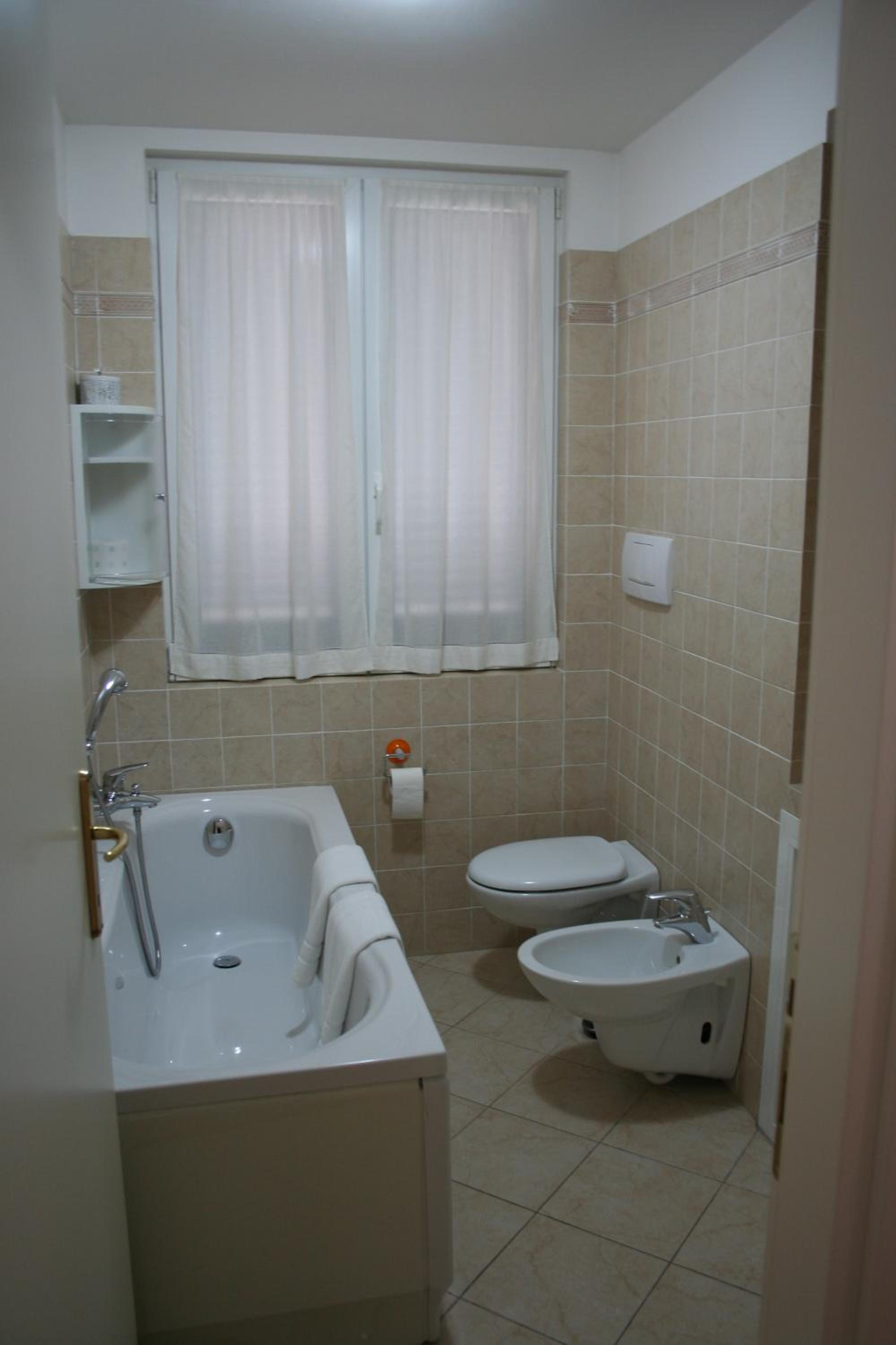 Photo 35