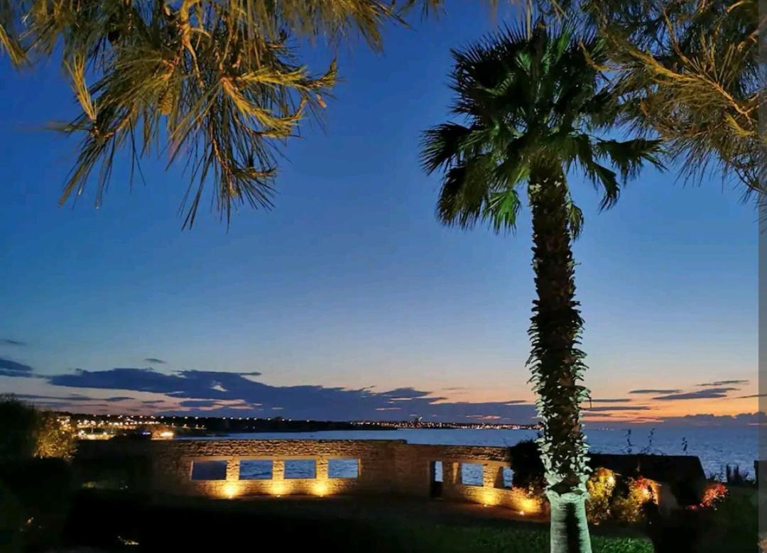 Banfi's villa on the sea view 5