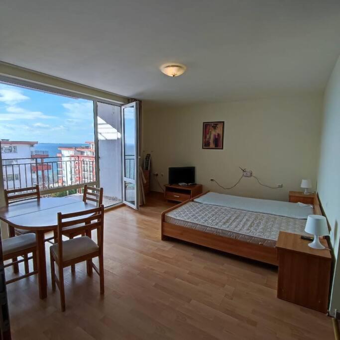 Apartament with See View