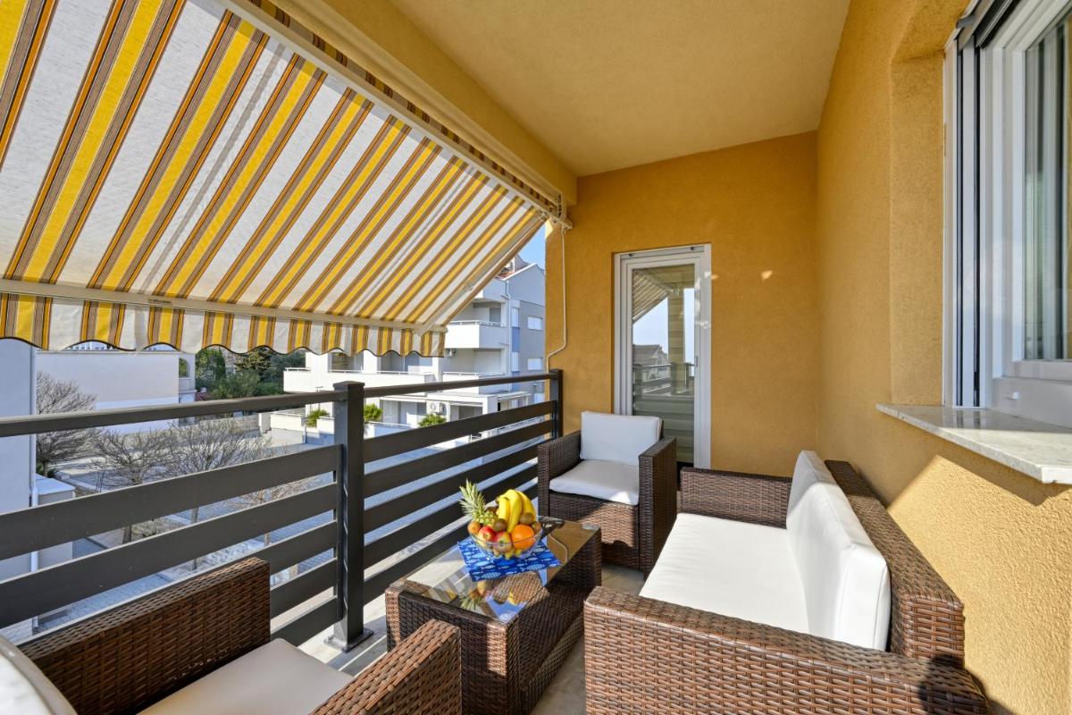 Apartman Sunset / Novalja / Zrče view 3