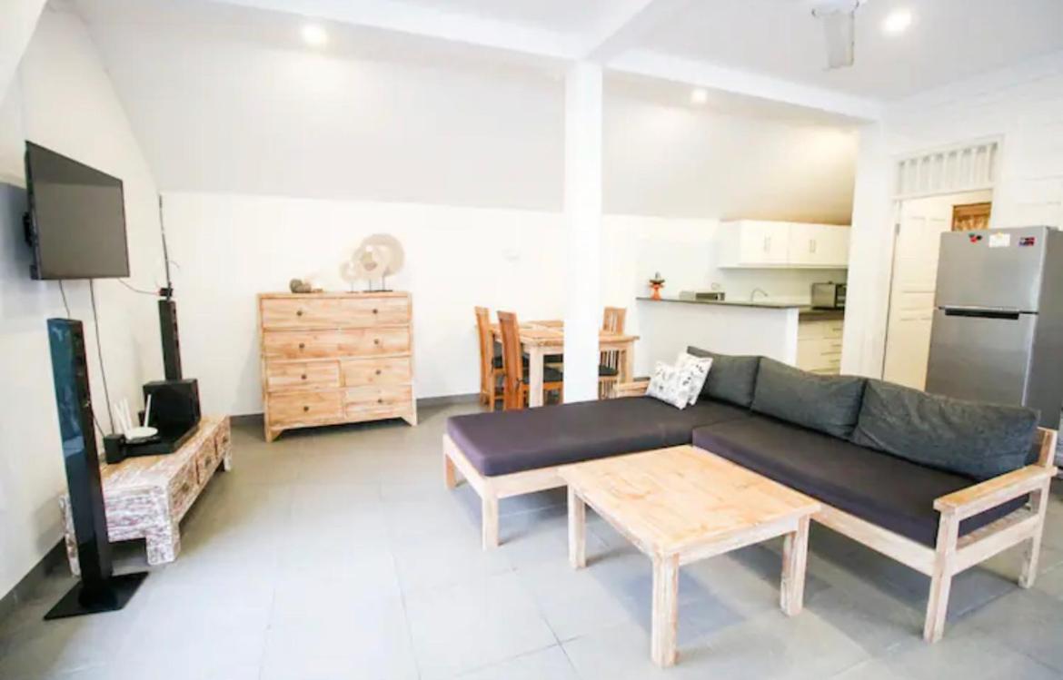 Villa Olivia view 3