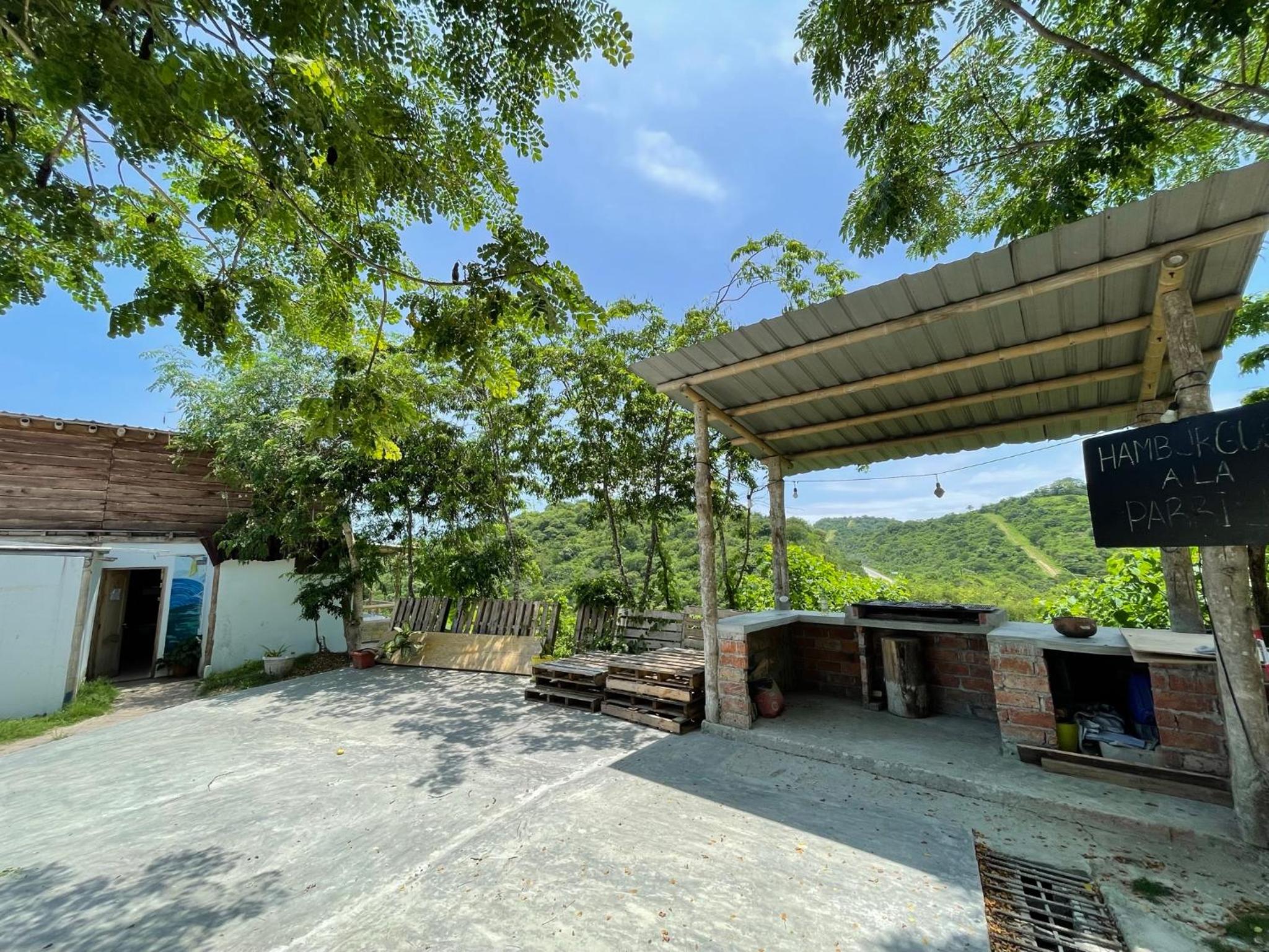 Punta Hills Montanita