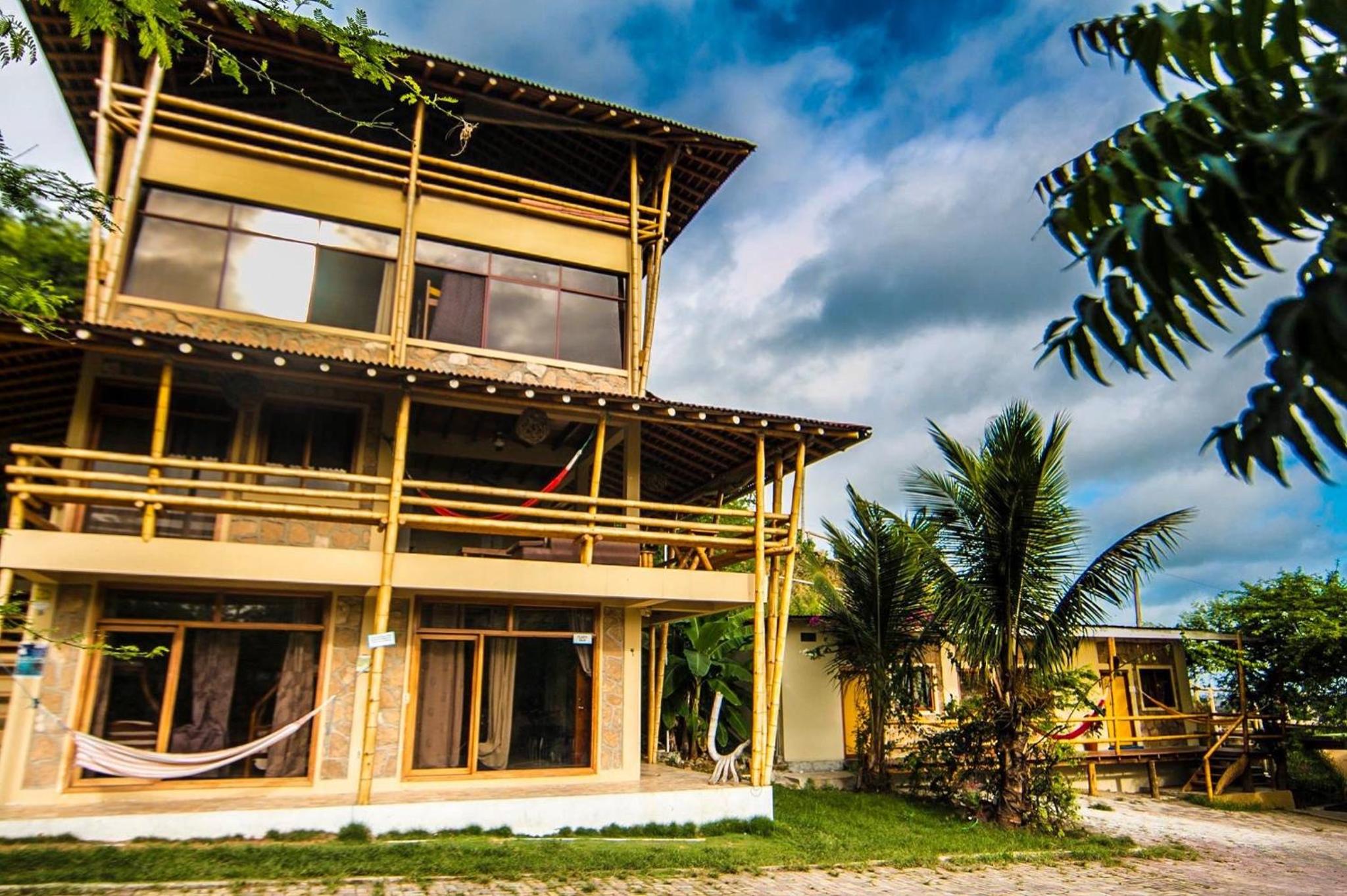 Hotel Punta Hills Montanita