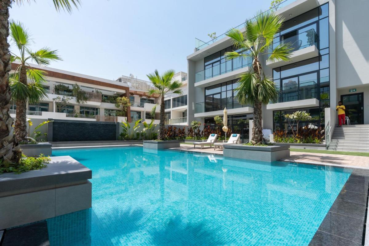 Ultimate Stay / Modern Studio / Swimming Pool View