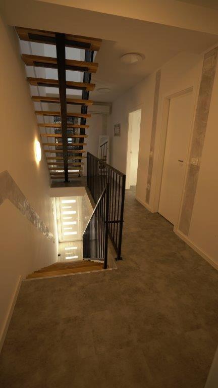 Photo 34