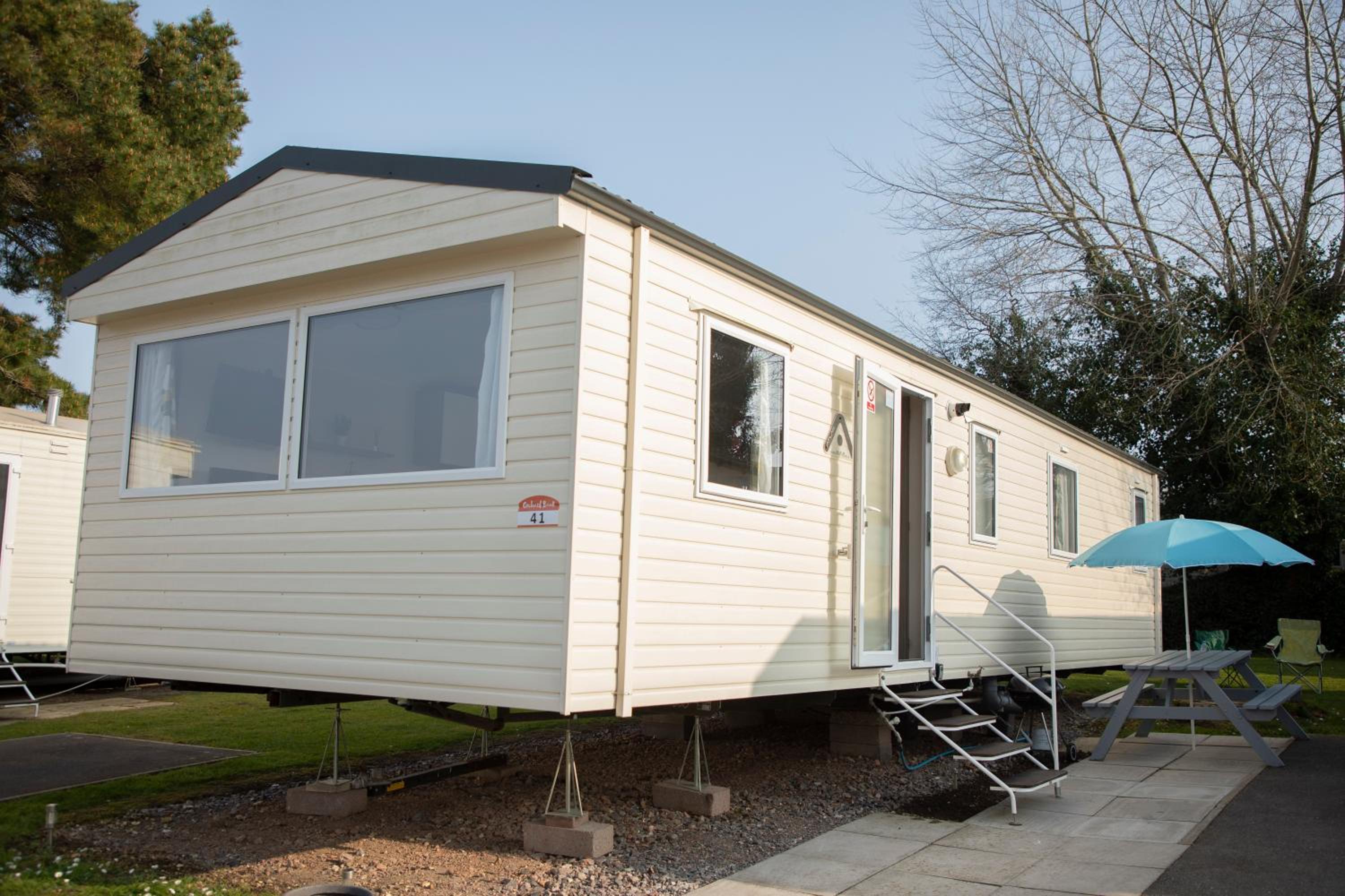 41 Orchard Bank, 3 bed, Rockley Park Poole view 3