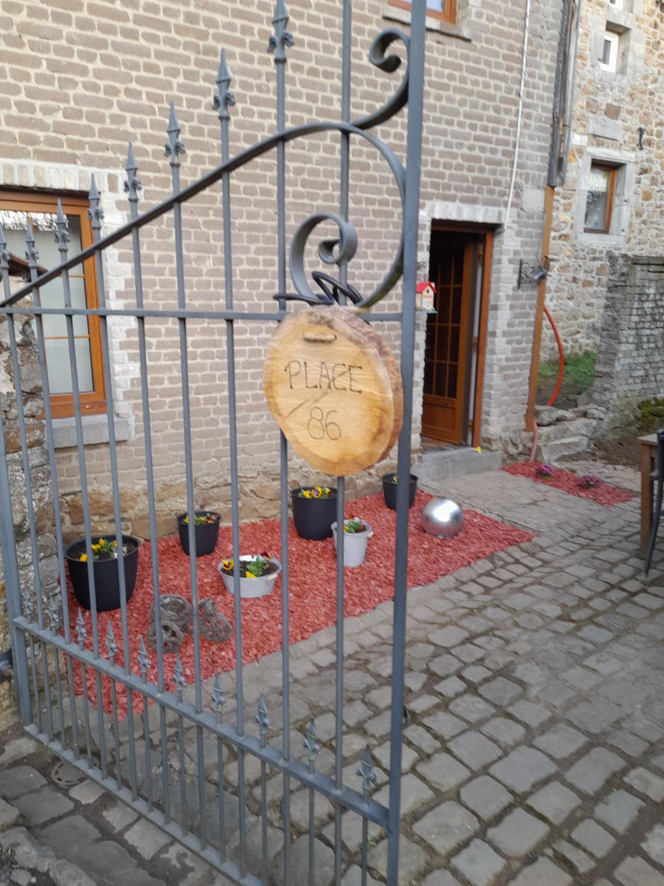Place 86