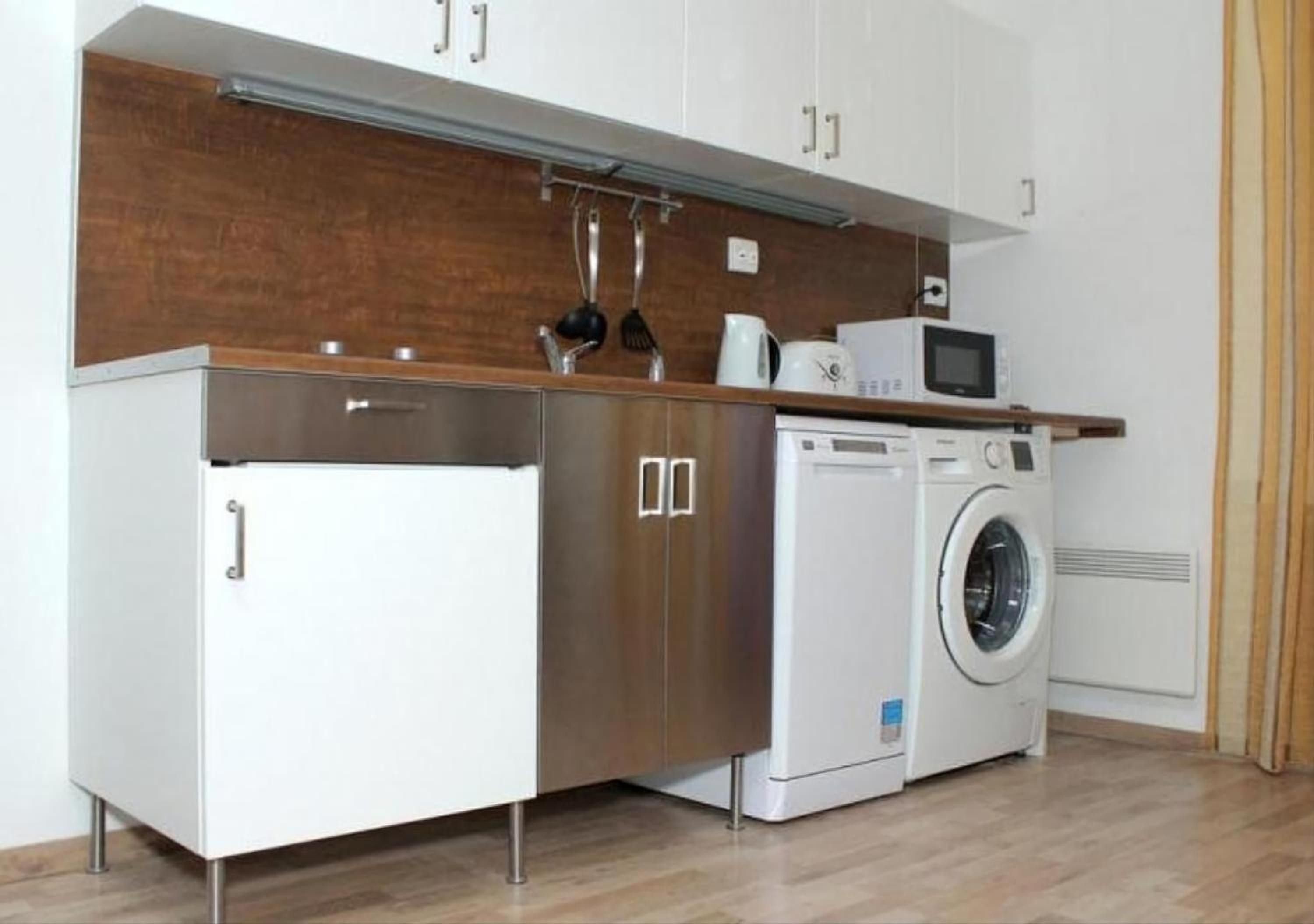 B&L Apartment