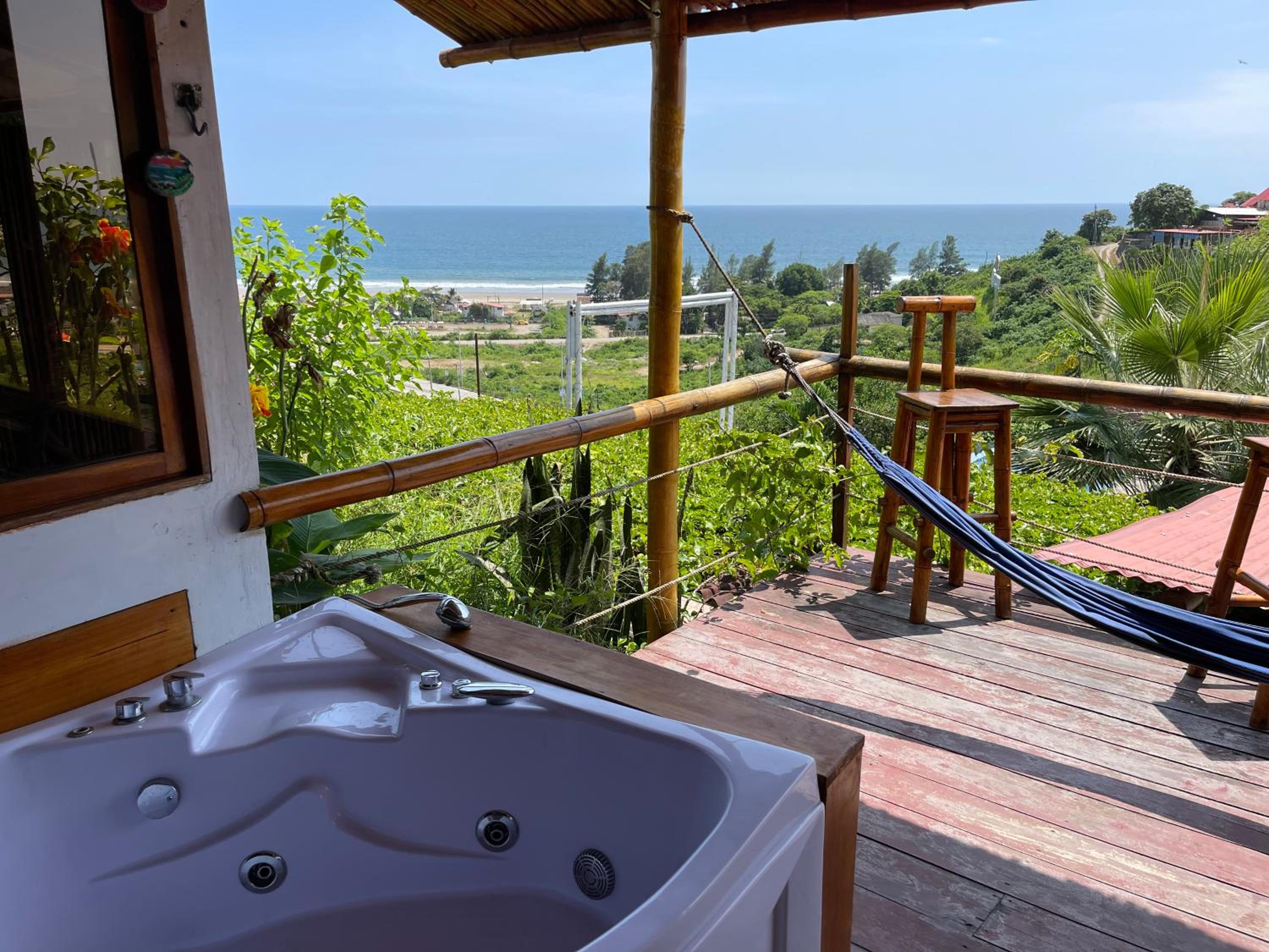 Punta Hills Montanita
