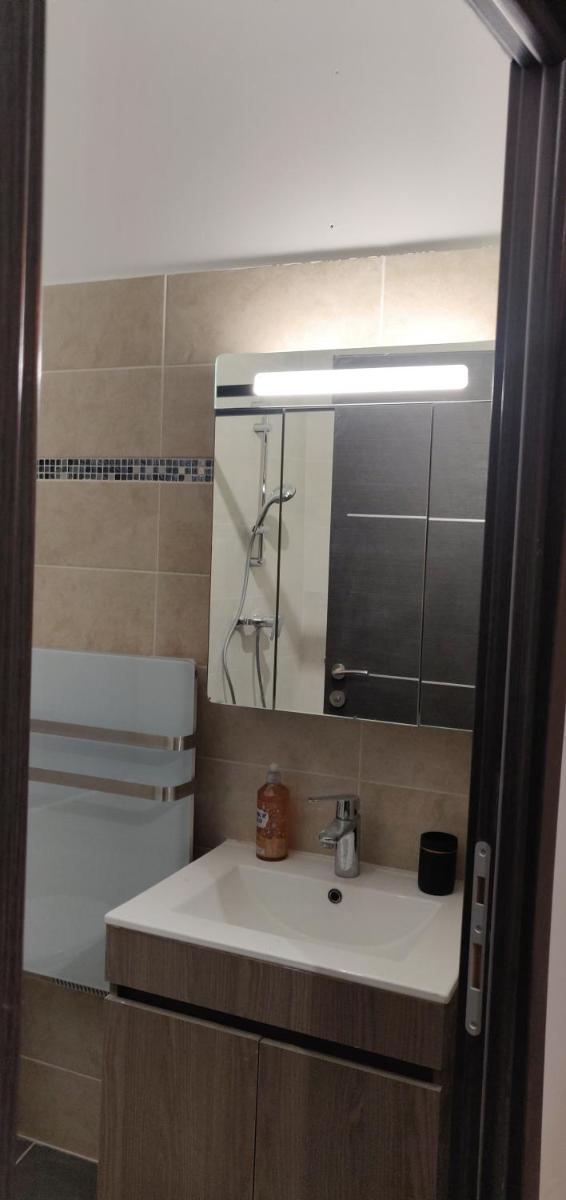 Appartement confort équipé au coeur de Béziers view 5