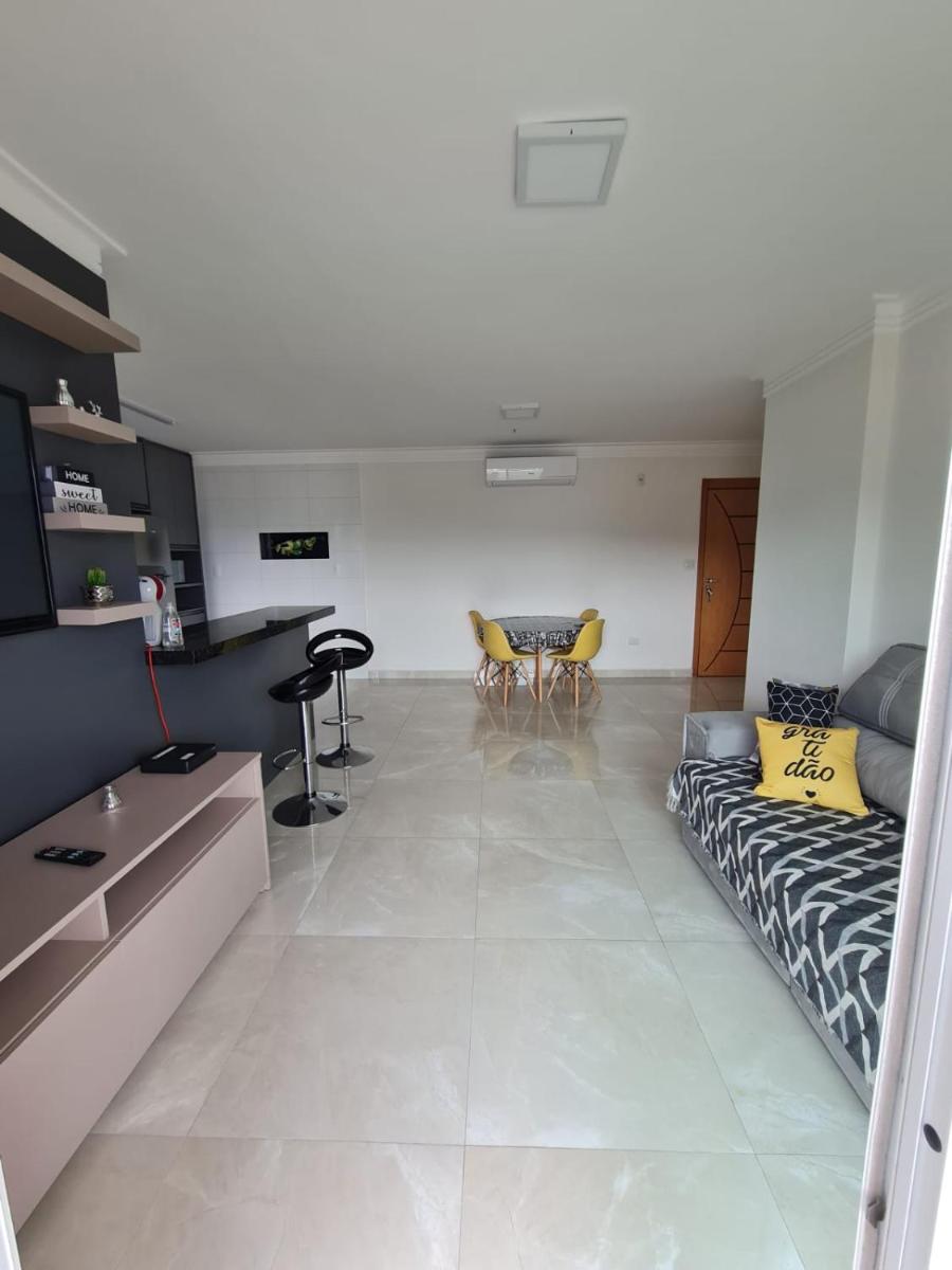 Apartamento na praia canto do forte view 3